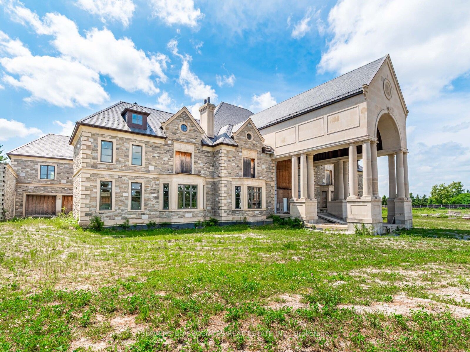 12068 Mccowan Road Property Photo 2