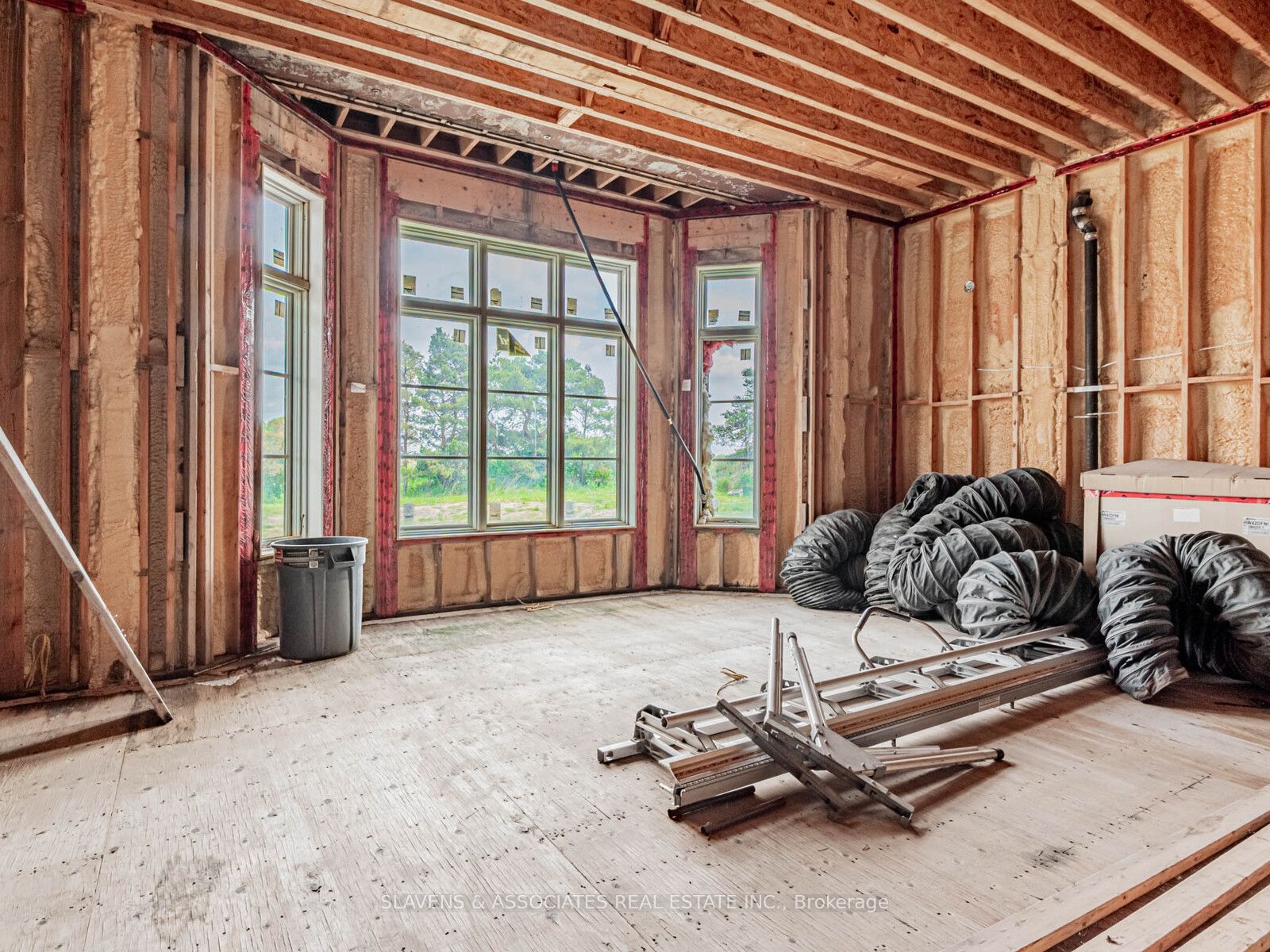 12068 Mccowan Road Property Photo 6