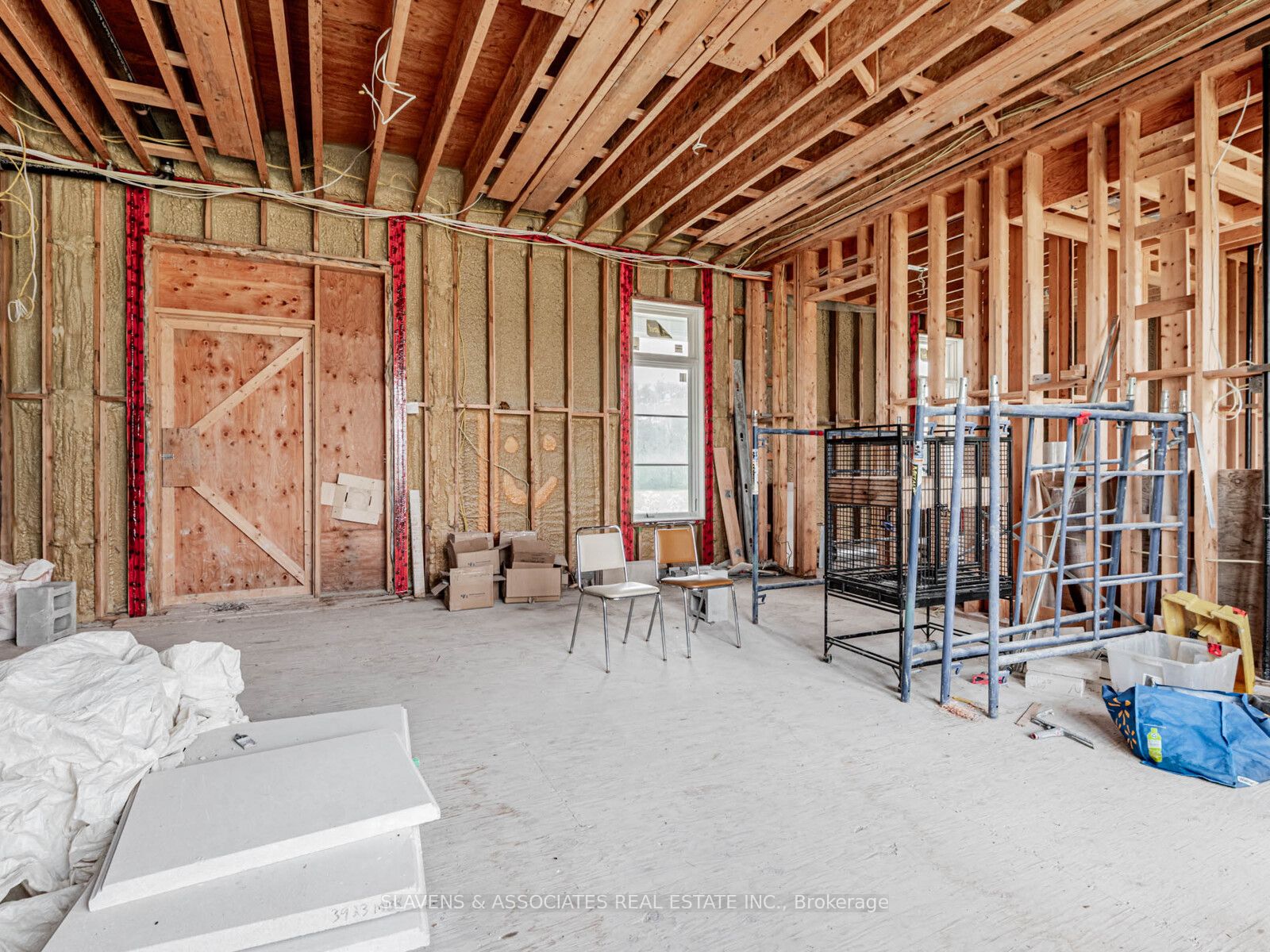 12068 Mccowan Road Property Photo 13