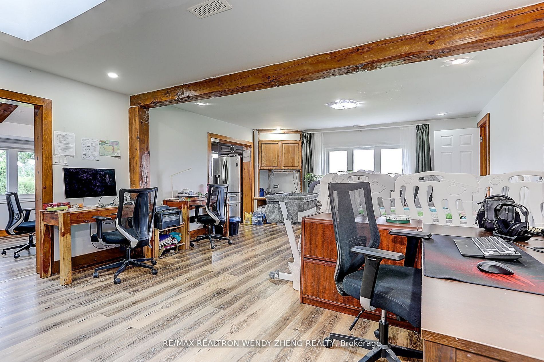 22478 Leslie St Property Photo 25