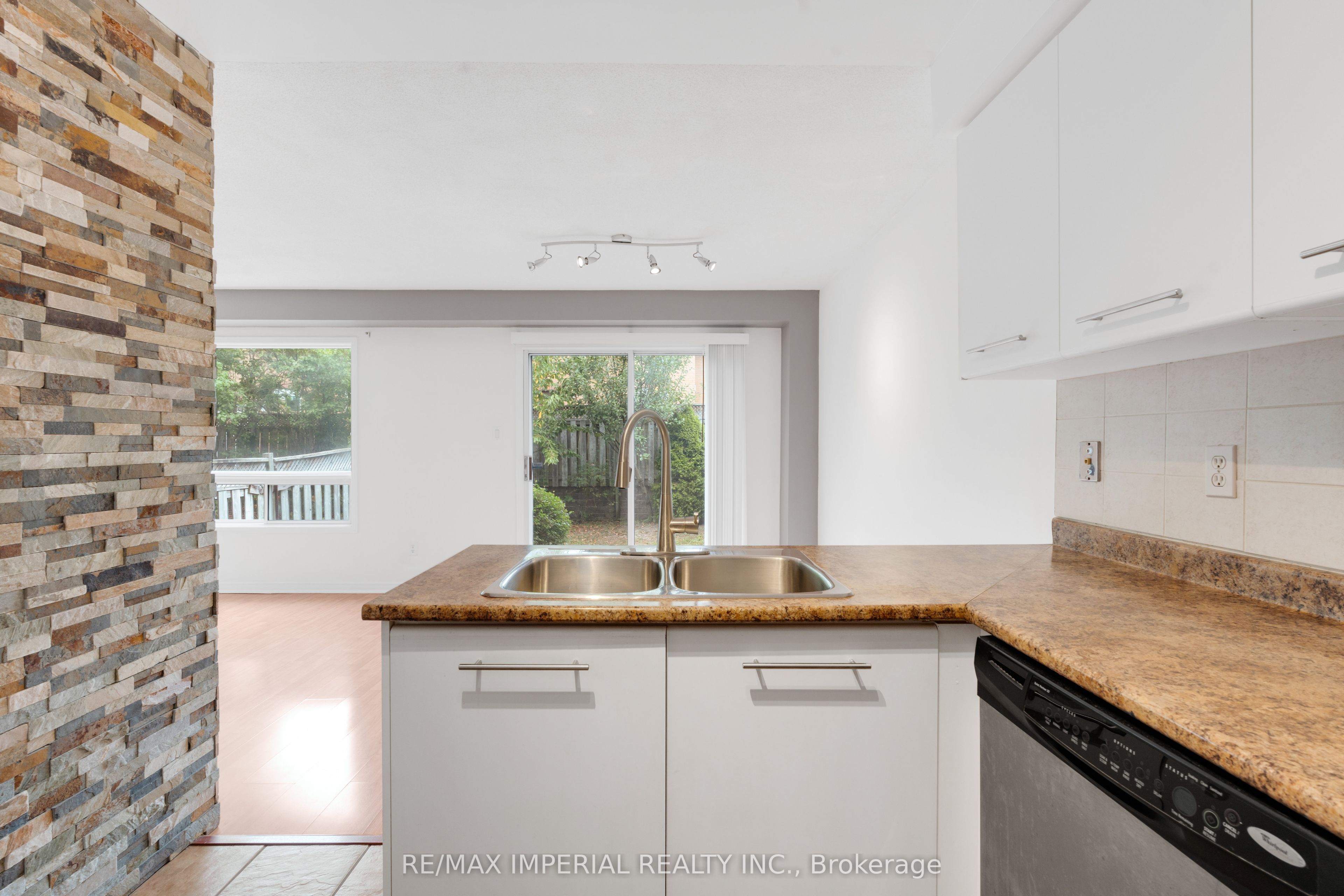 99 Islay Crescent Property Photo 13