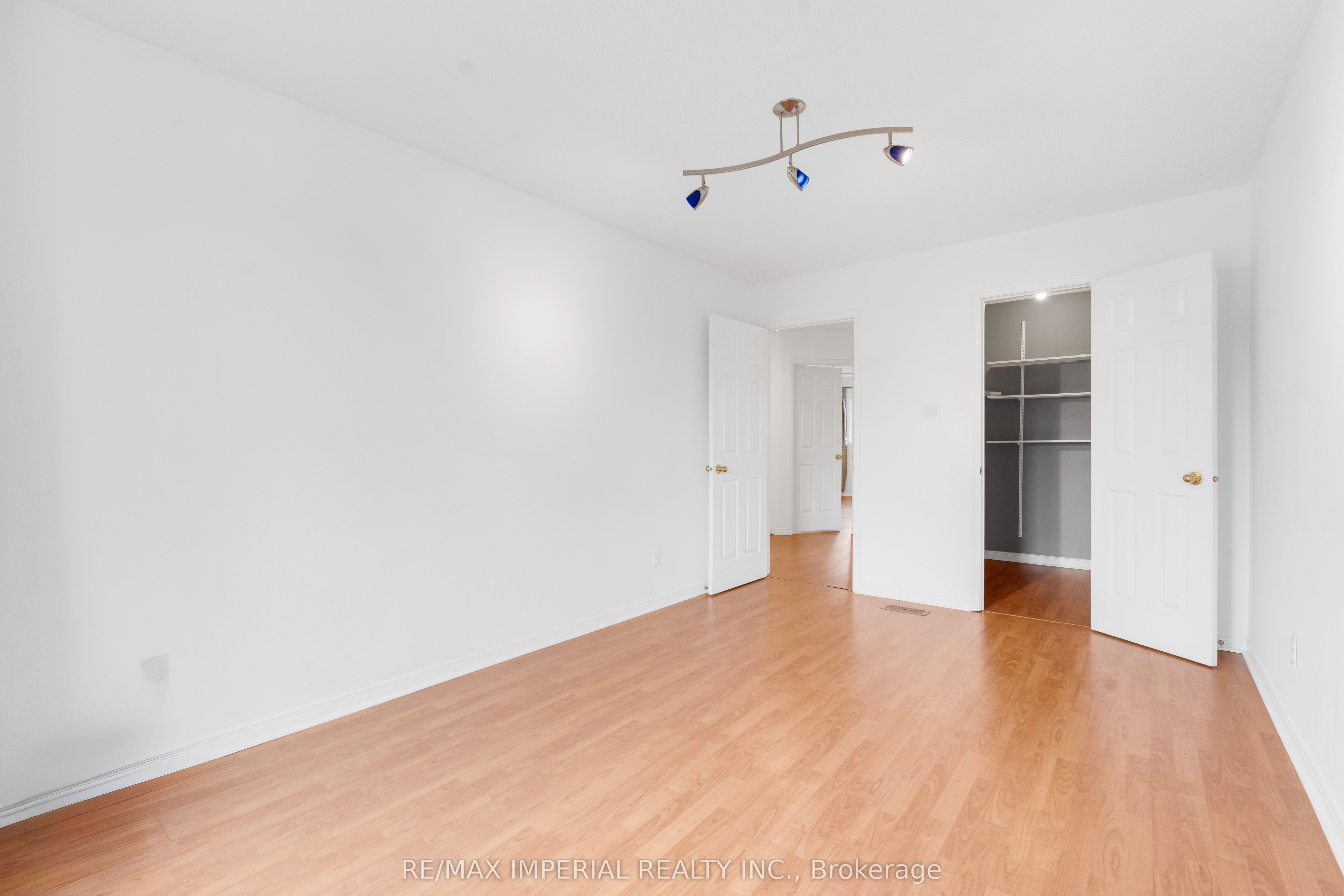 99 Islay Crescent Property Photo 23