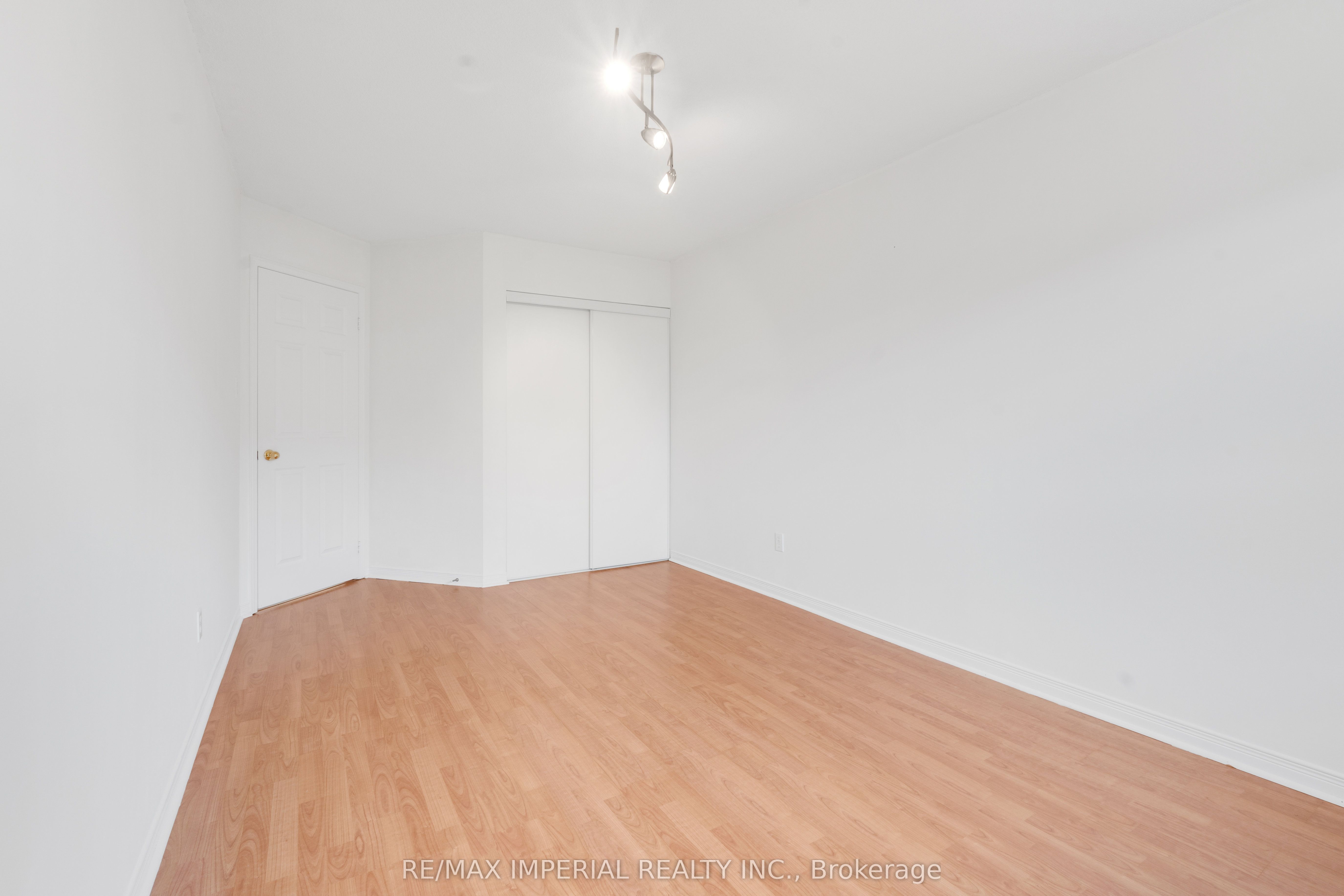 99 Islay Crescent Property Photo 30