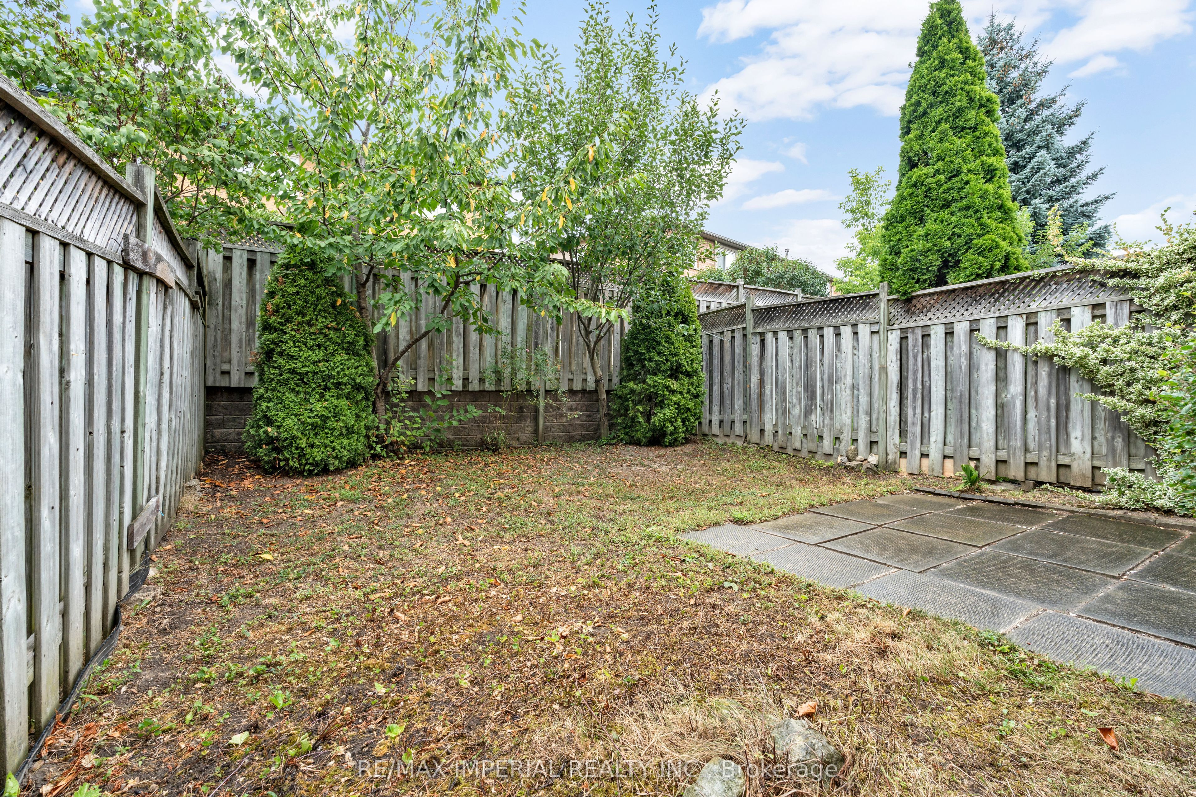 99 Islay Crescent Property Photo 36