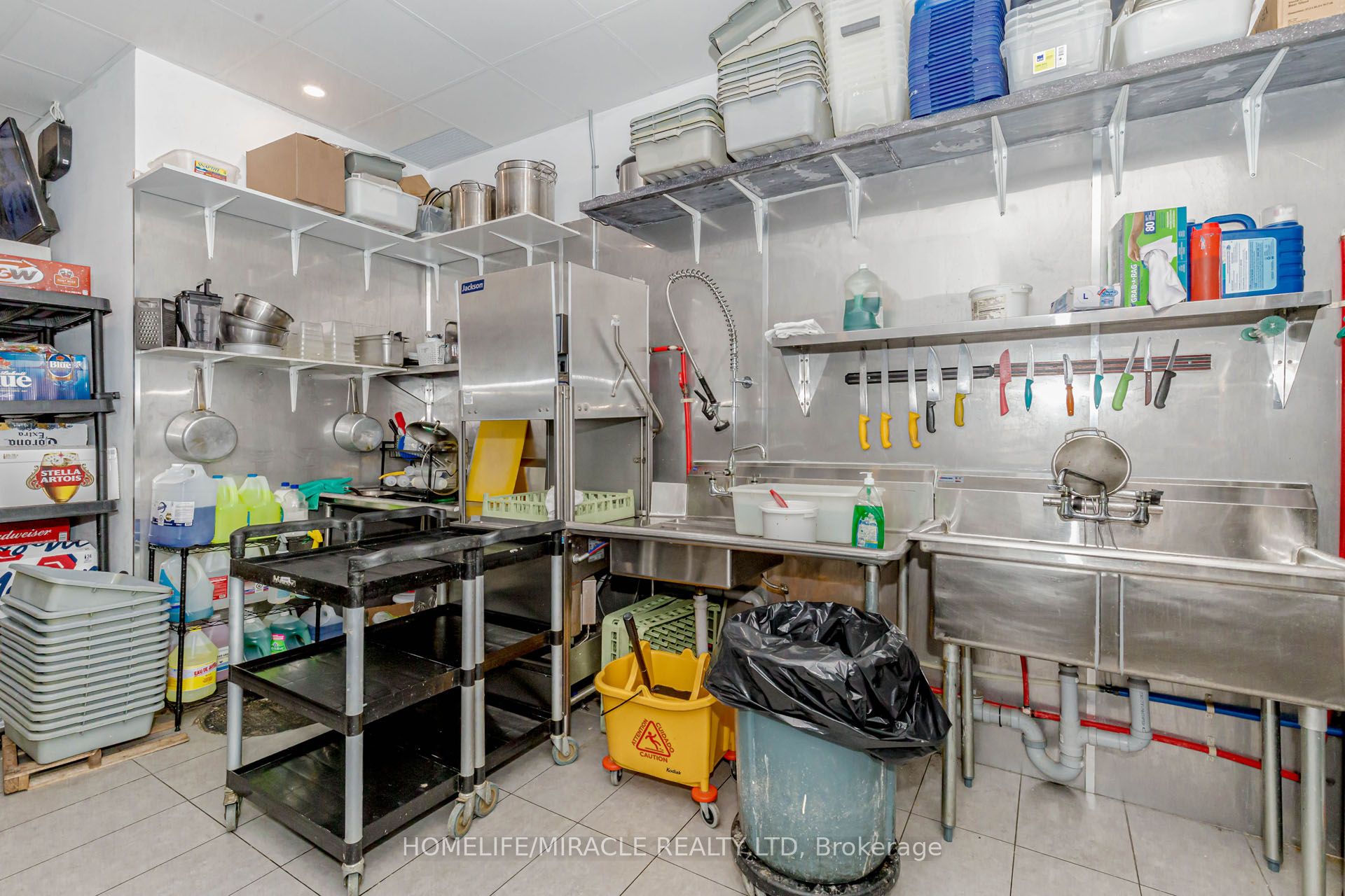 1840 Major Mackenzie Drive 6 & 7 Property Photo 24