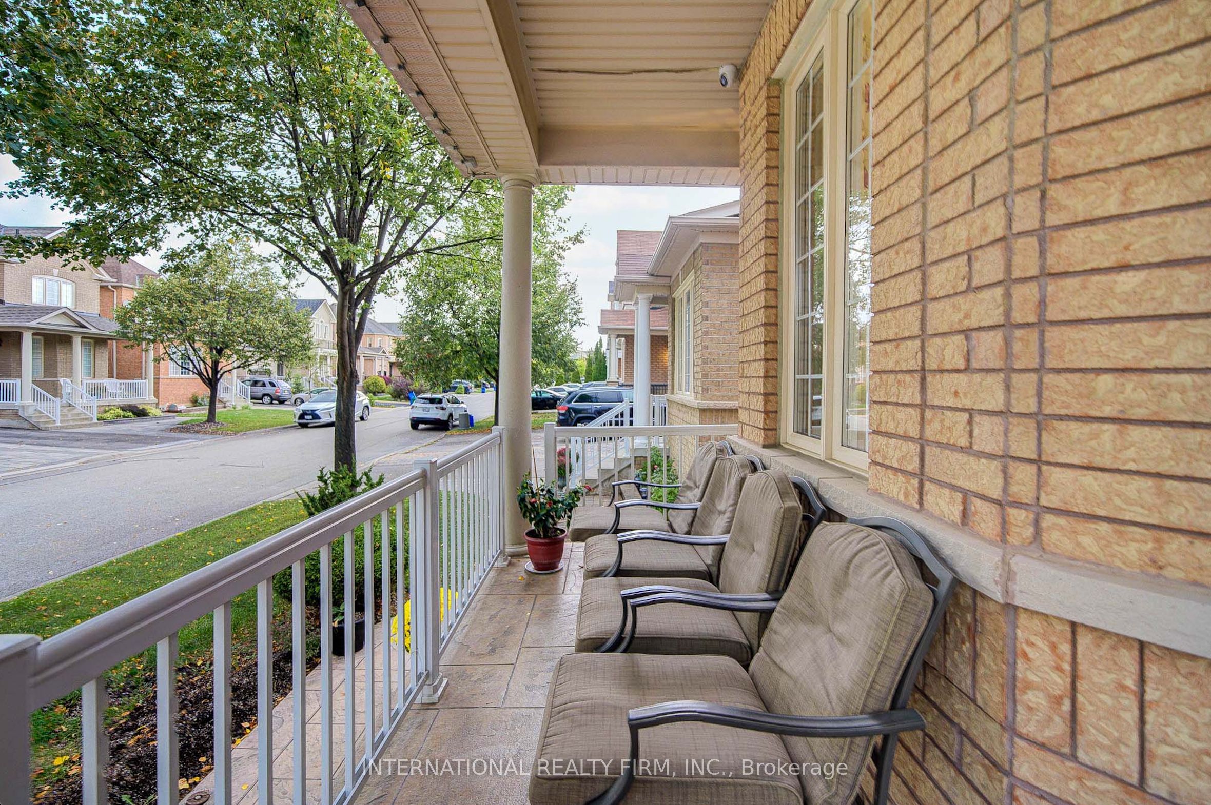 77 Saint James Avenue Property Photo 2