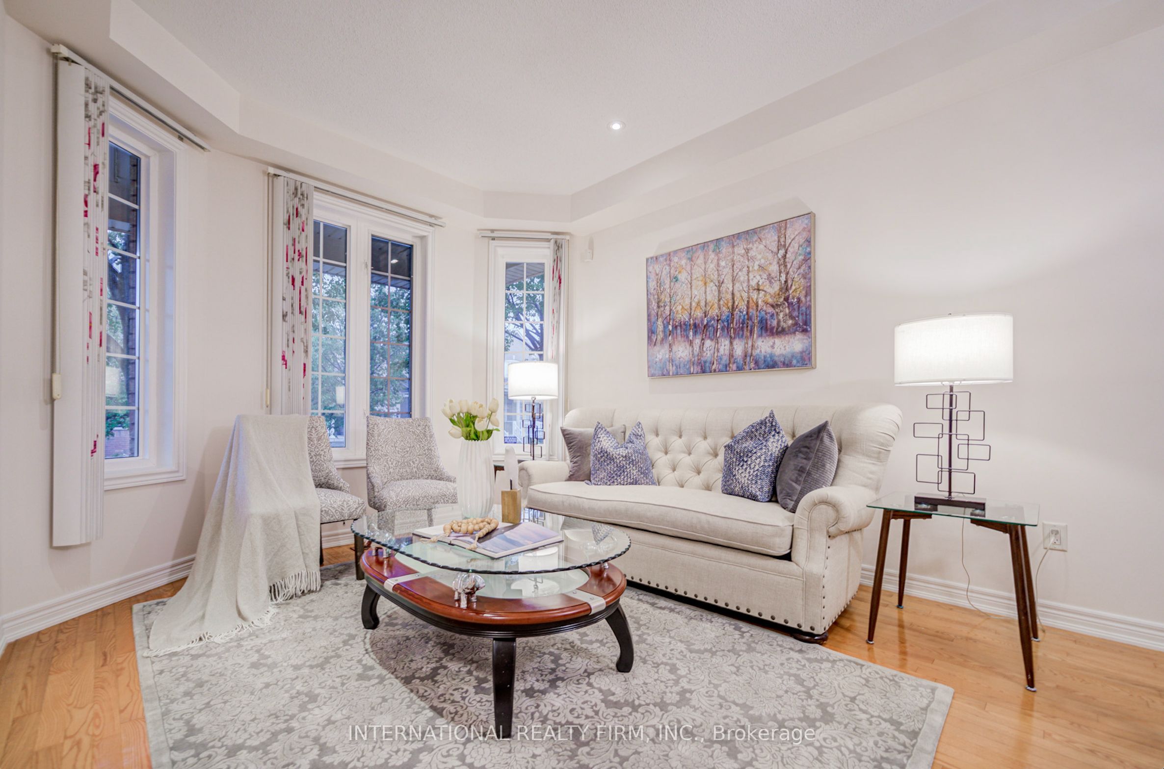 77 Saint James Avenue Property Photo 31