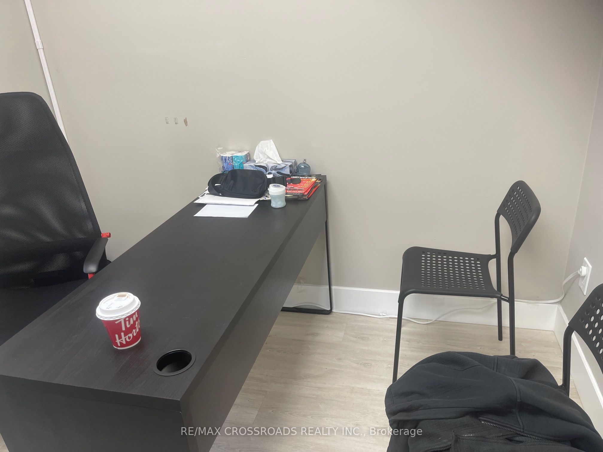 33 Peelar Road 2 Property Photo 5