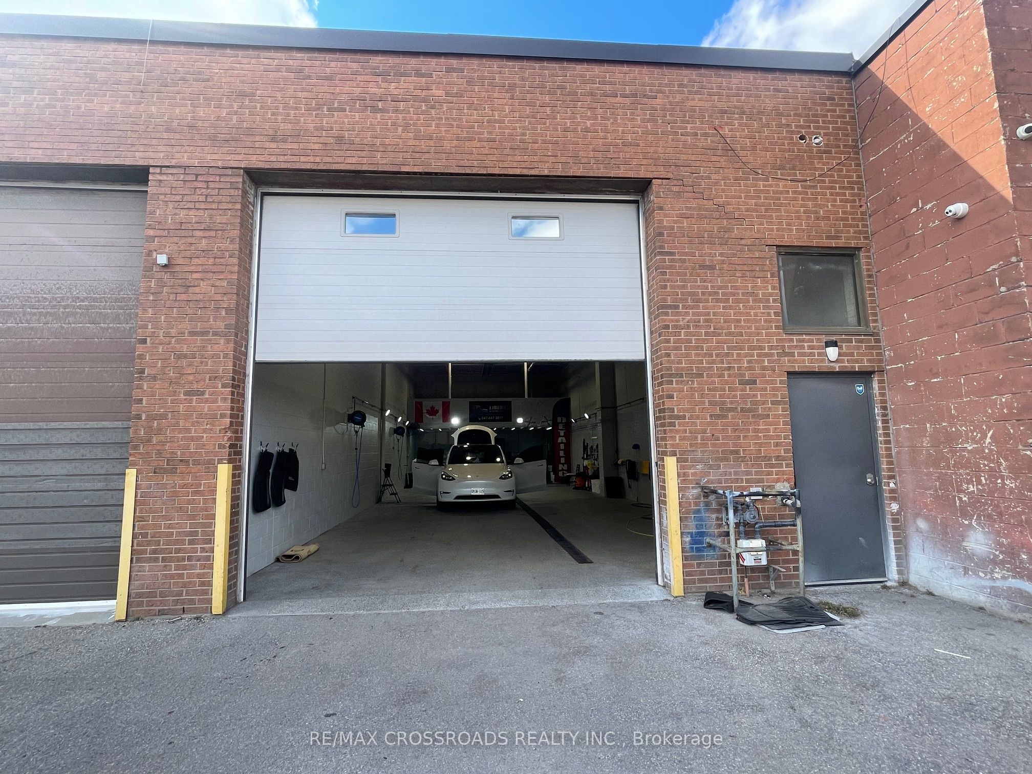 33 Peelar Road 2 Property Photo 9