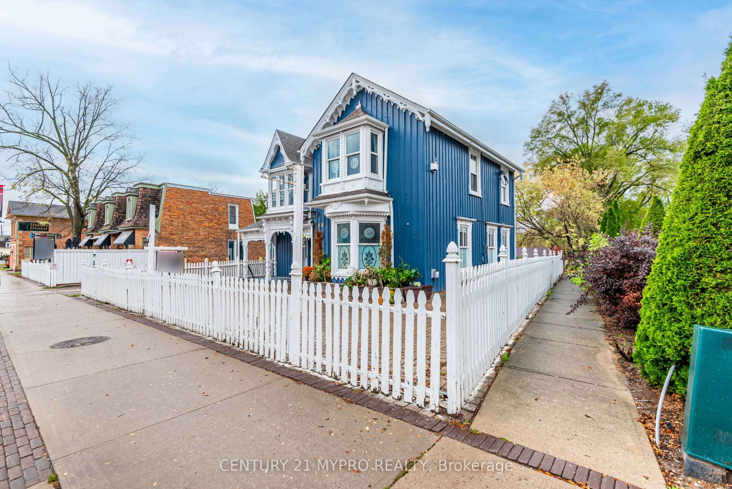 48 Main Street N Property Photo 3