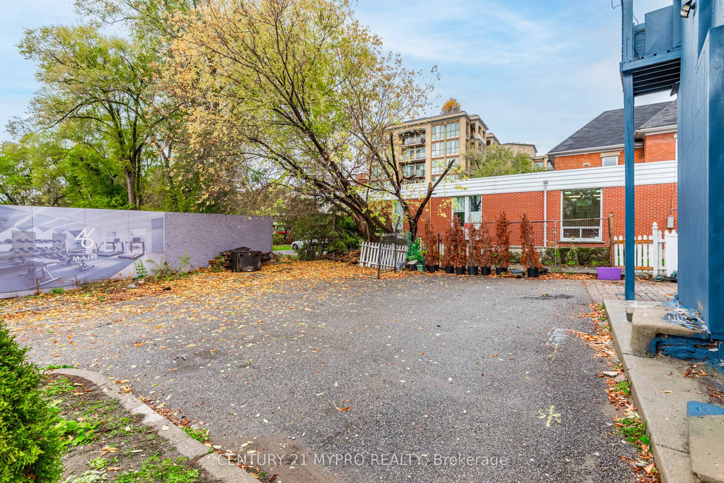 48 Main Street N Property Photo 40