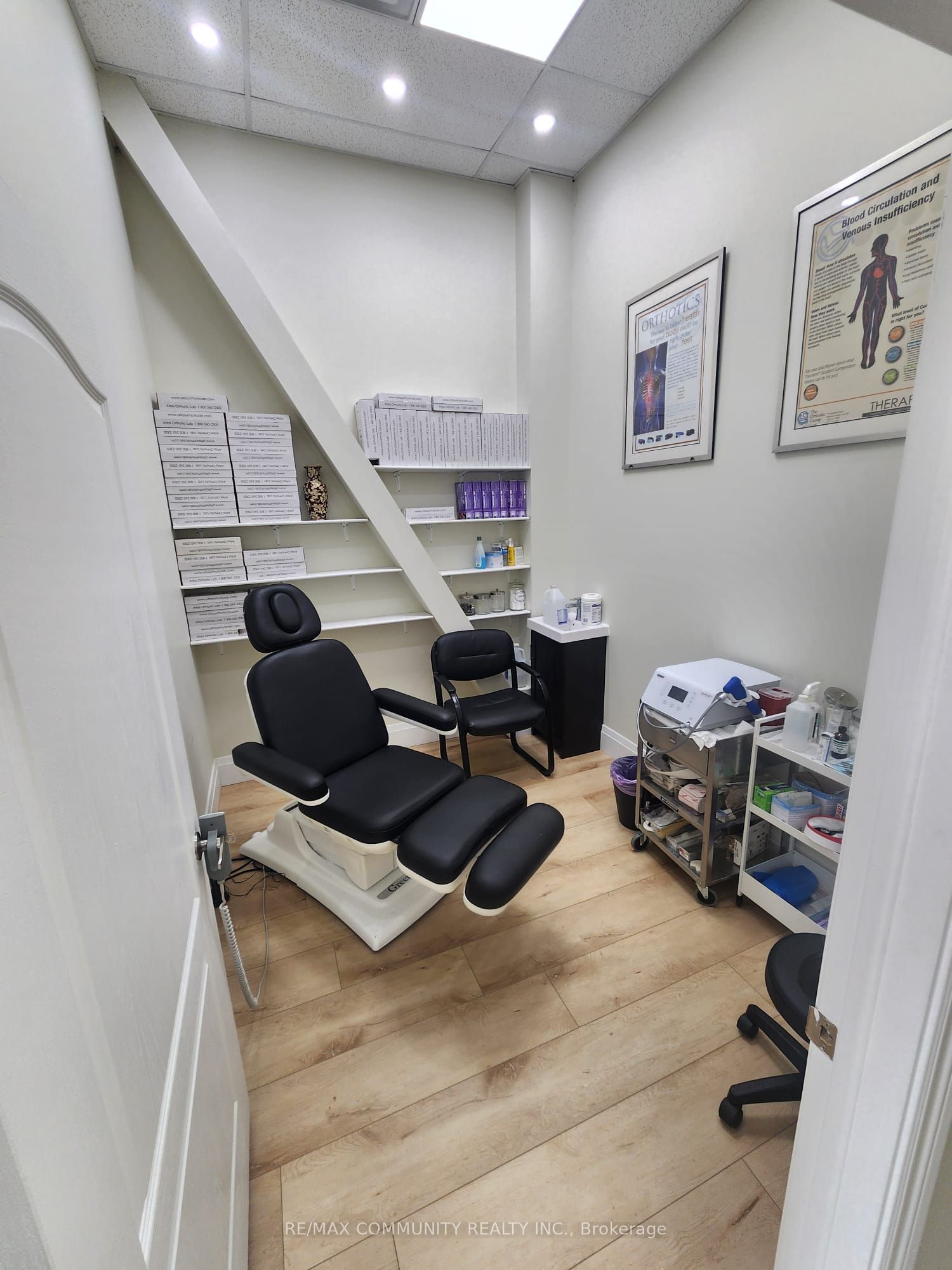 20 New Delhi Drive 72 Property Photo 1