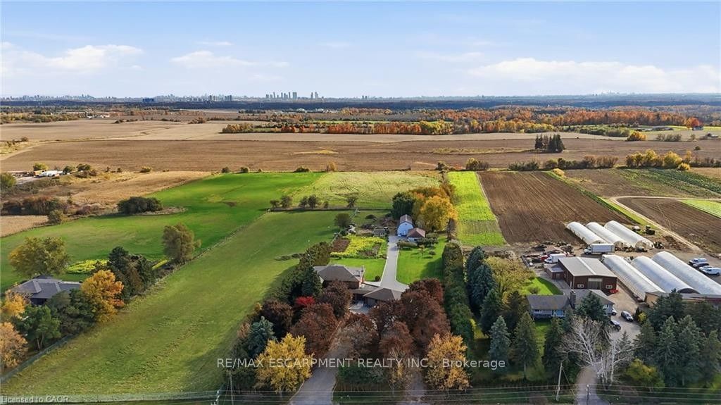 4283 King-Vaughan Road Property Photo 1