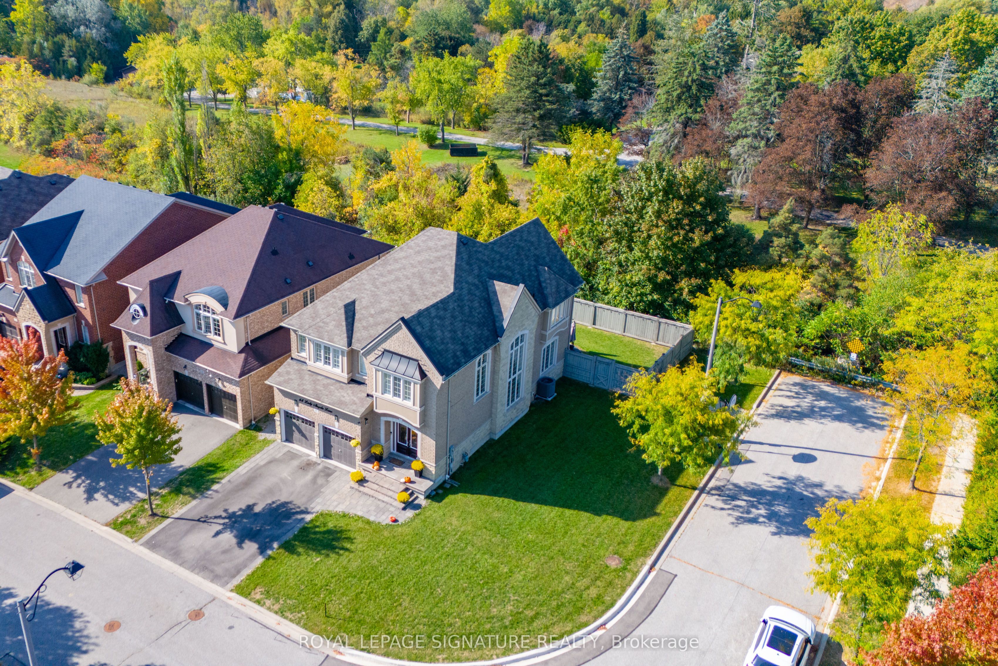 68 Lady Angela Lane Property Photo 1