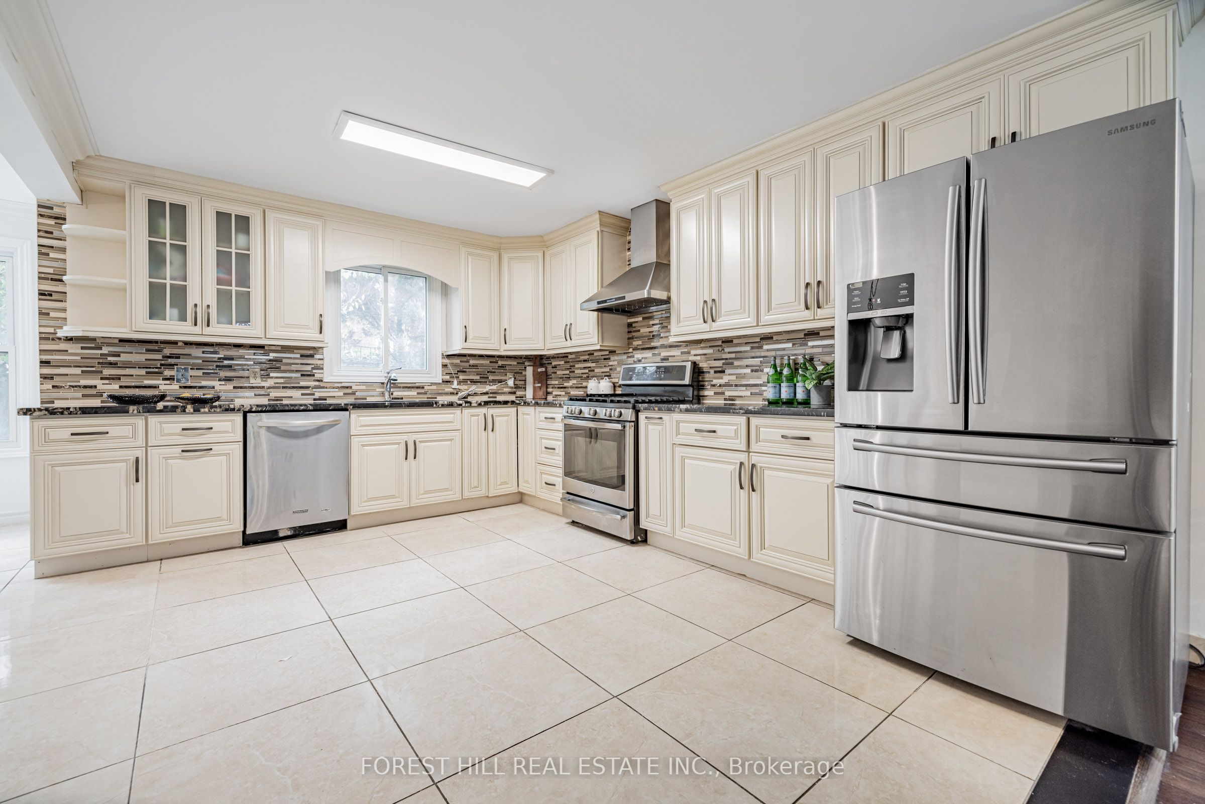 51 Briggs Avenue Property Photo 12