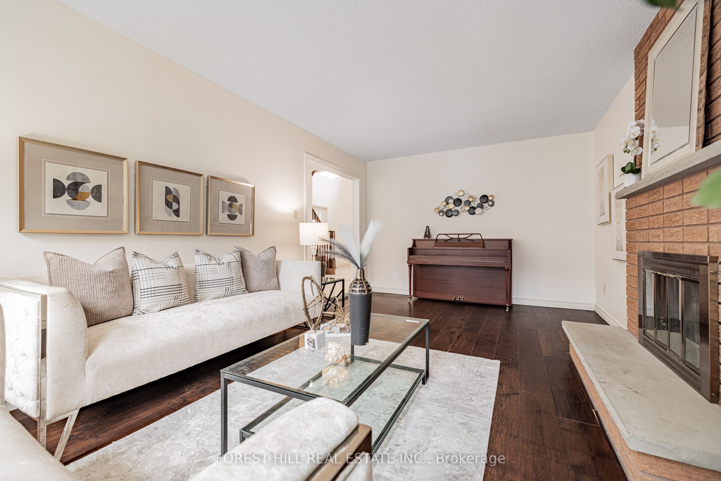 51 Briggs Avenue Property Photo 18