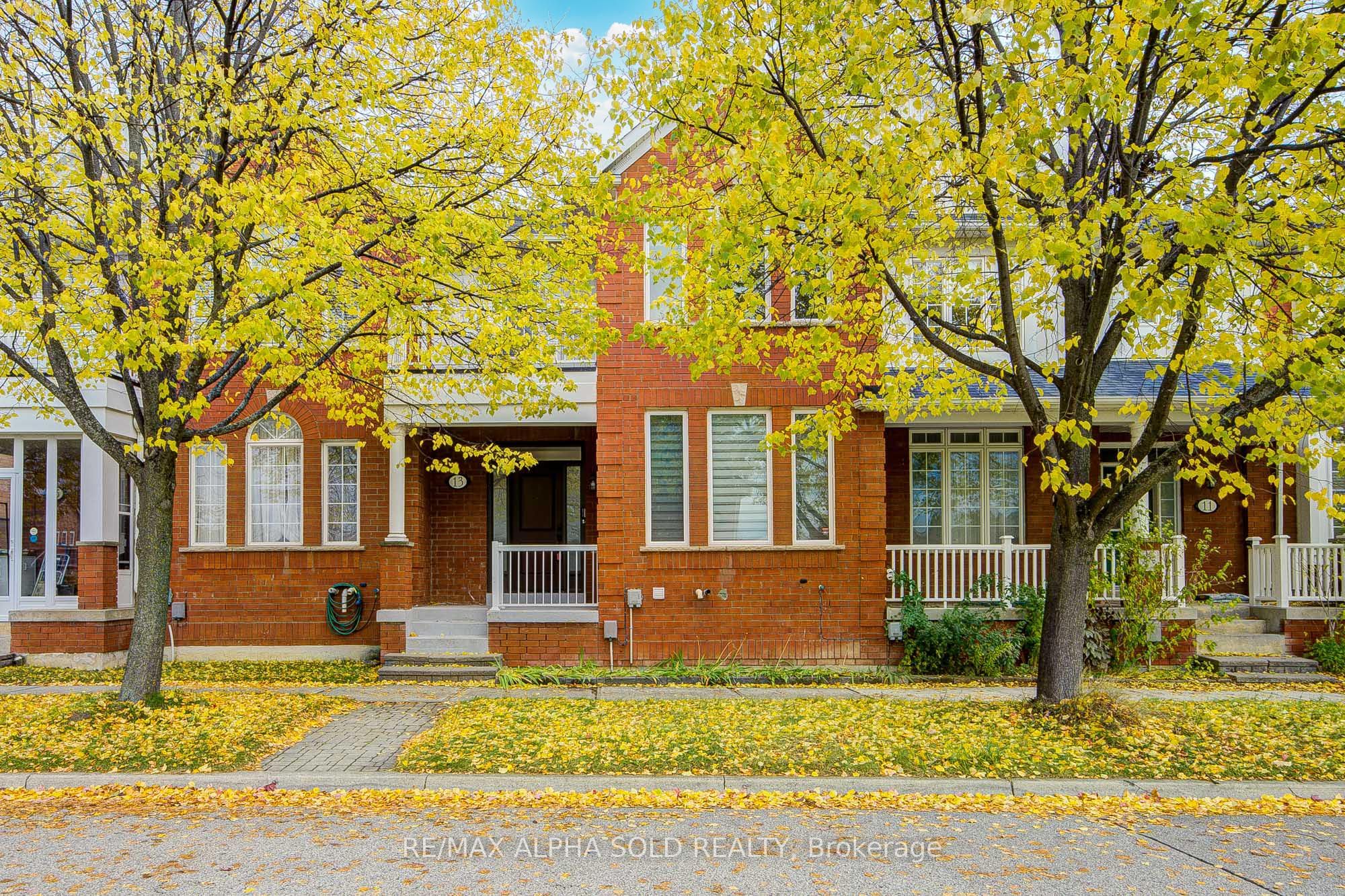 13 Sharon Lee Drive Property Photo 1