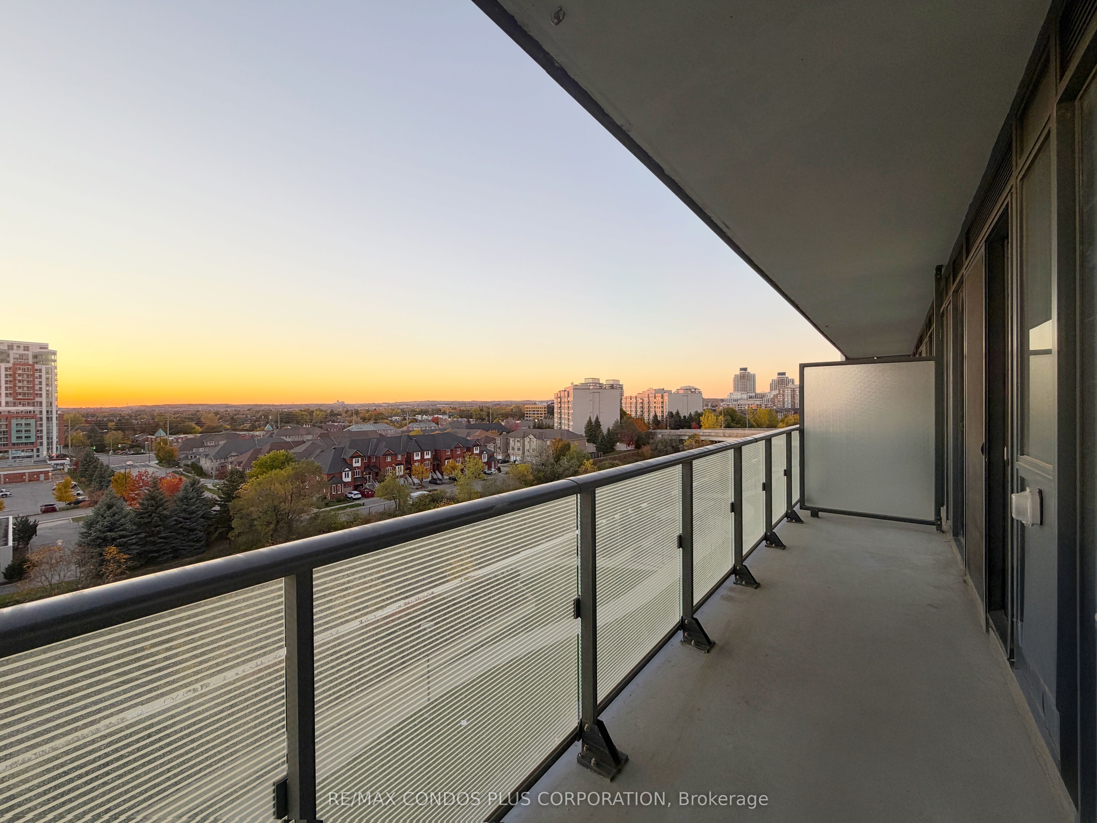 95 Oneida Crescent 712 Property Photo 12