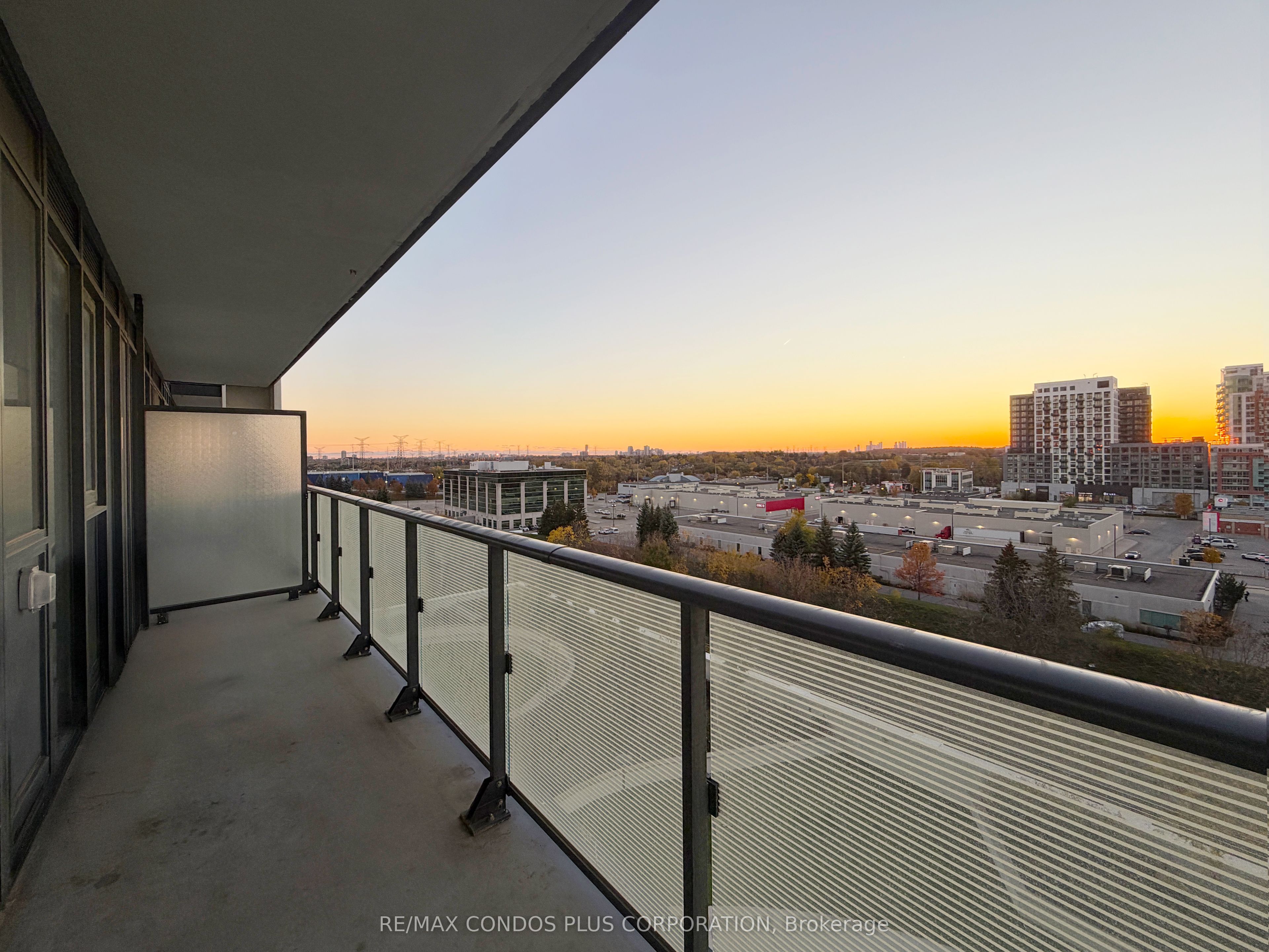 95 Oneida Crescent 712 Property Photo 13