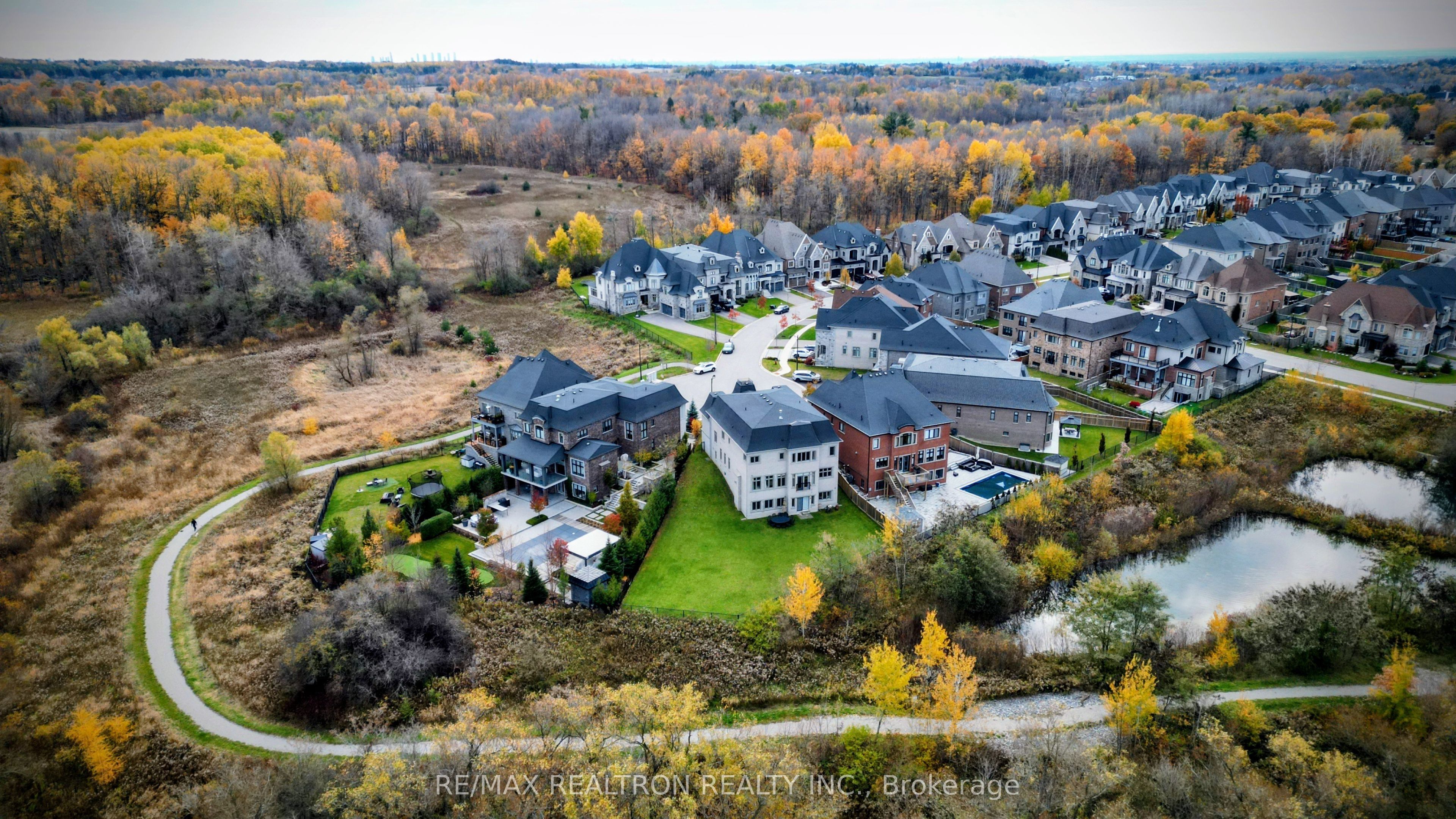 56 Ria Court Property Photo 5