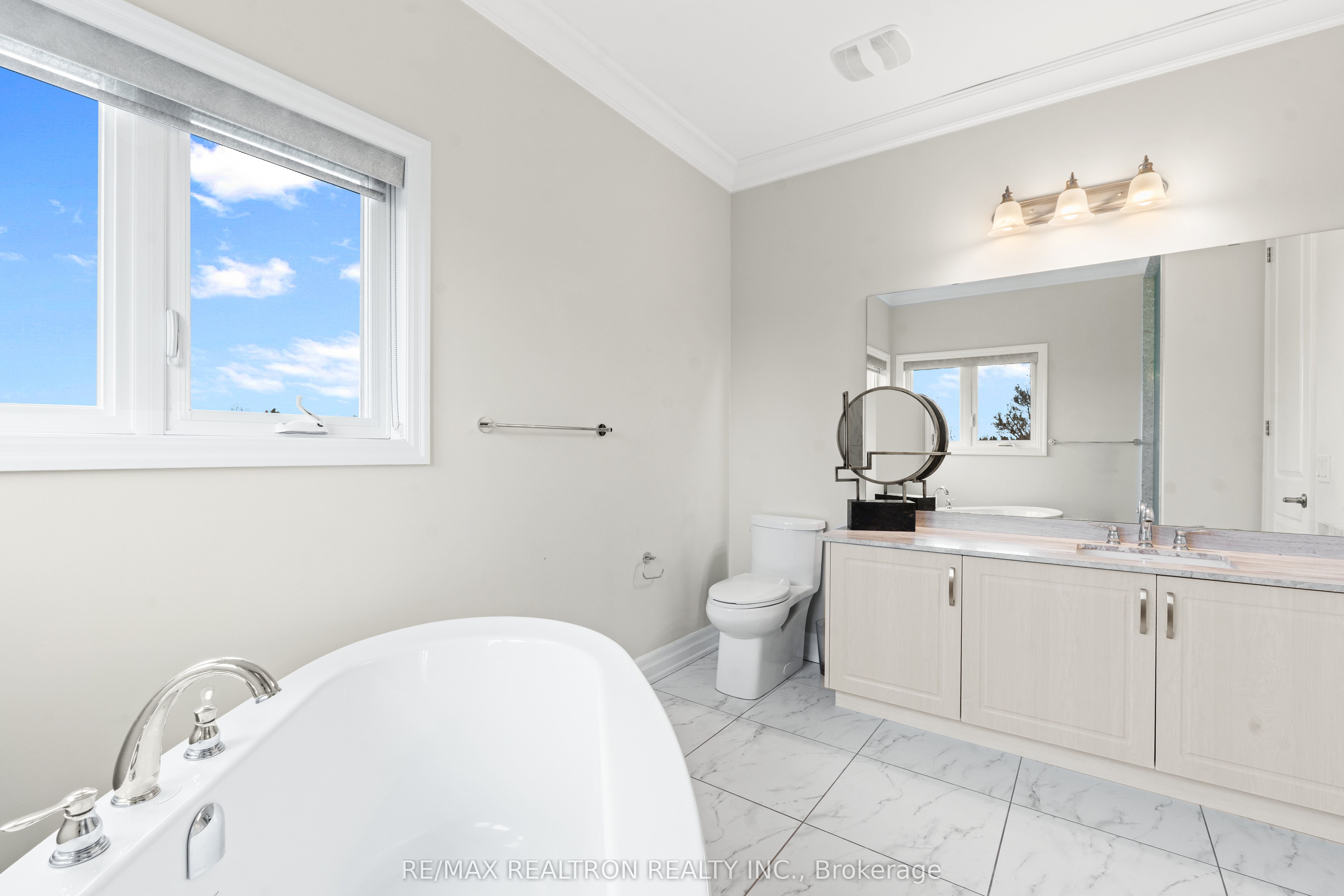 56 Ria Court Property Photo 37