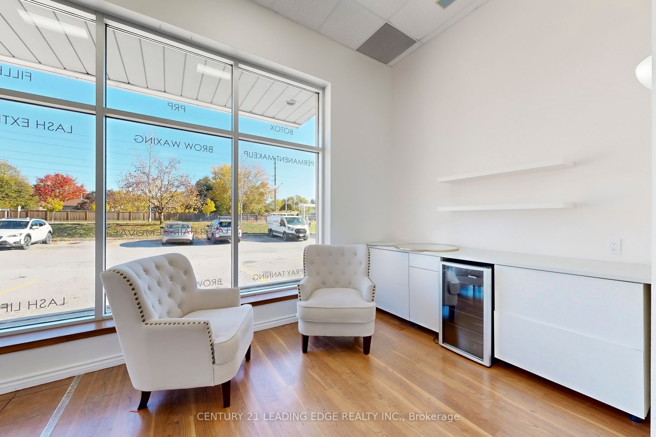 17080 Bathurst Street W 5 Property Photo 5