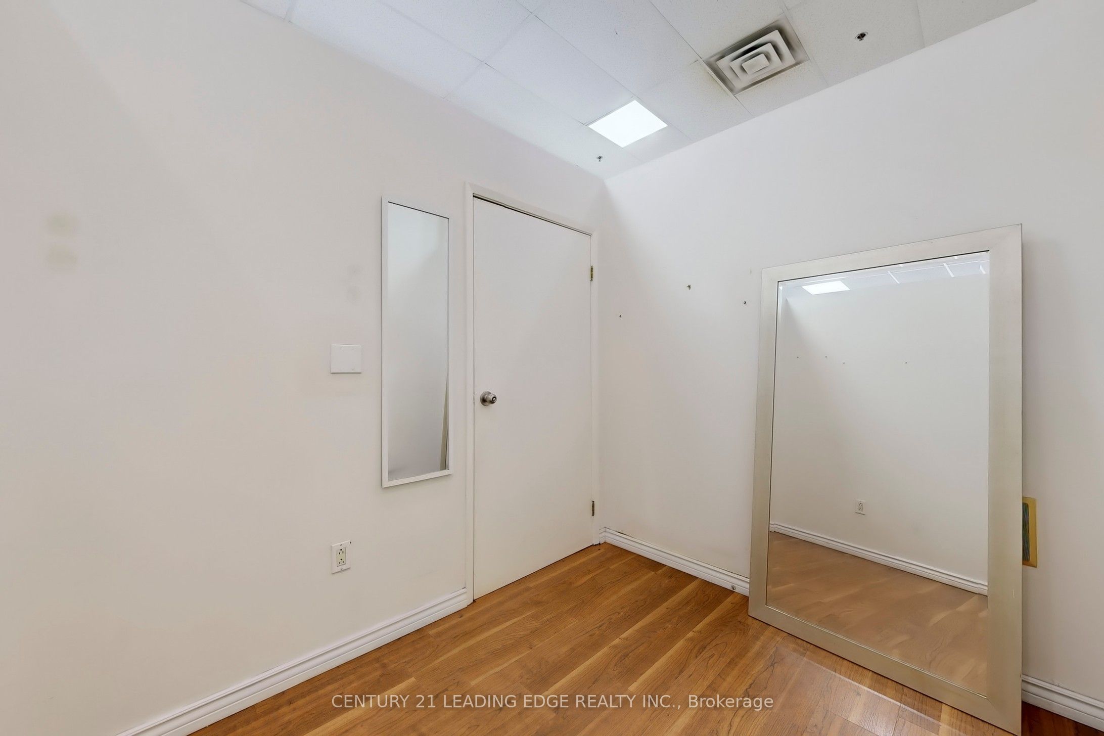 17080 Bathurst Street W 5 Property Photo 18