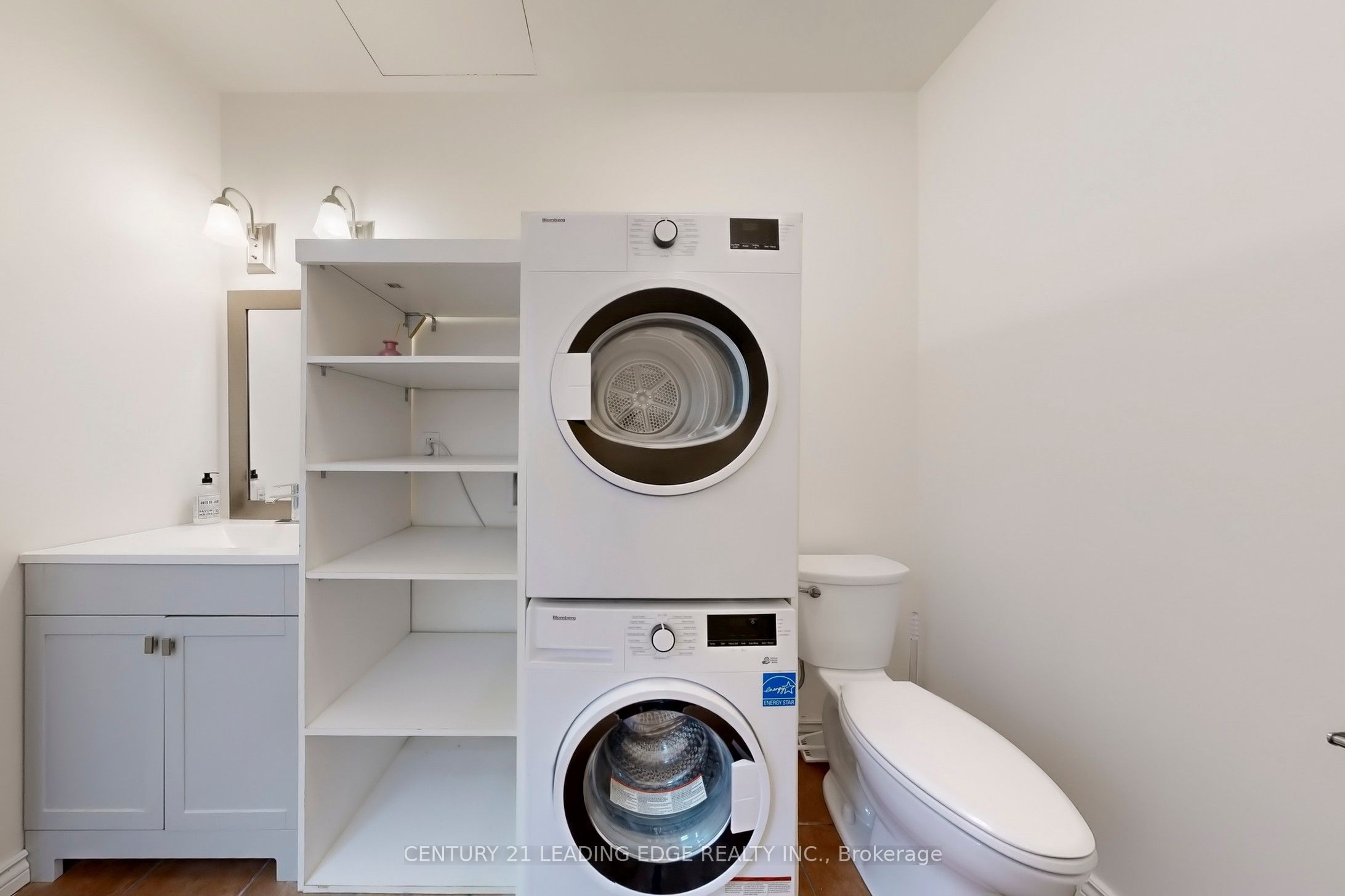 17080 Bathurst Street W 5 Property Photo 23