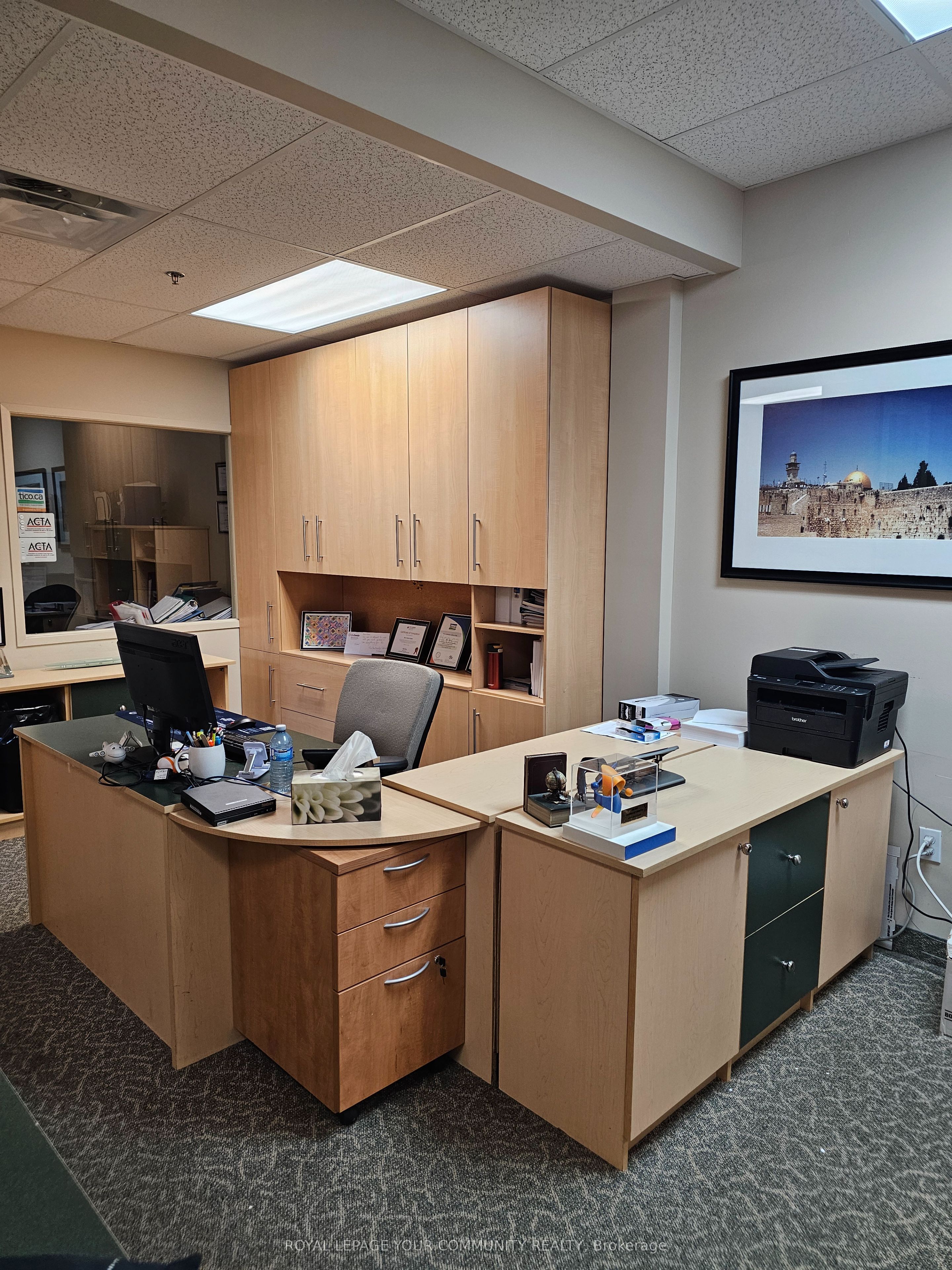 7851 Dufferin St Property Photo 4