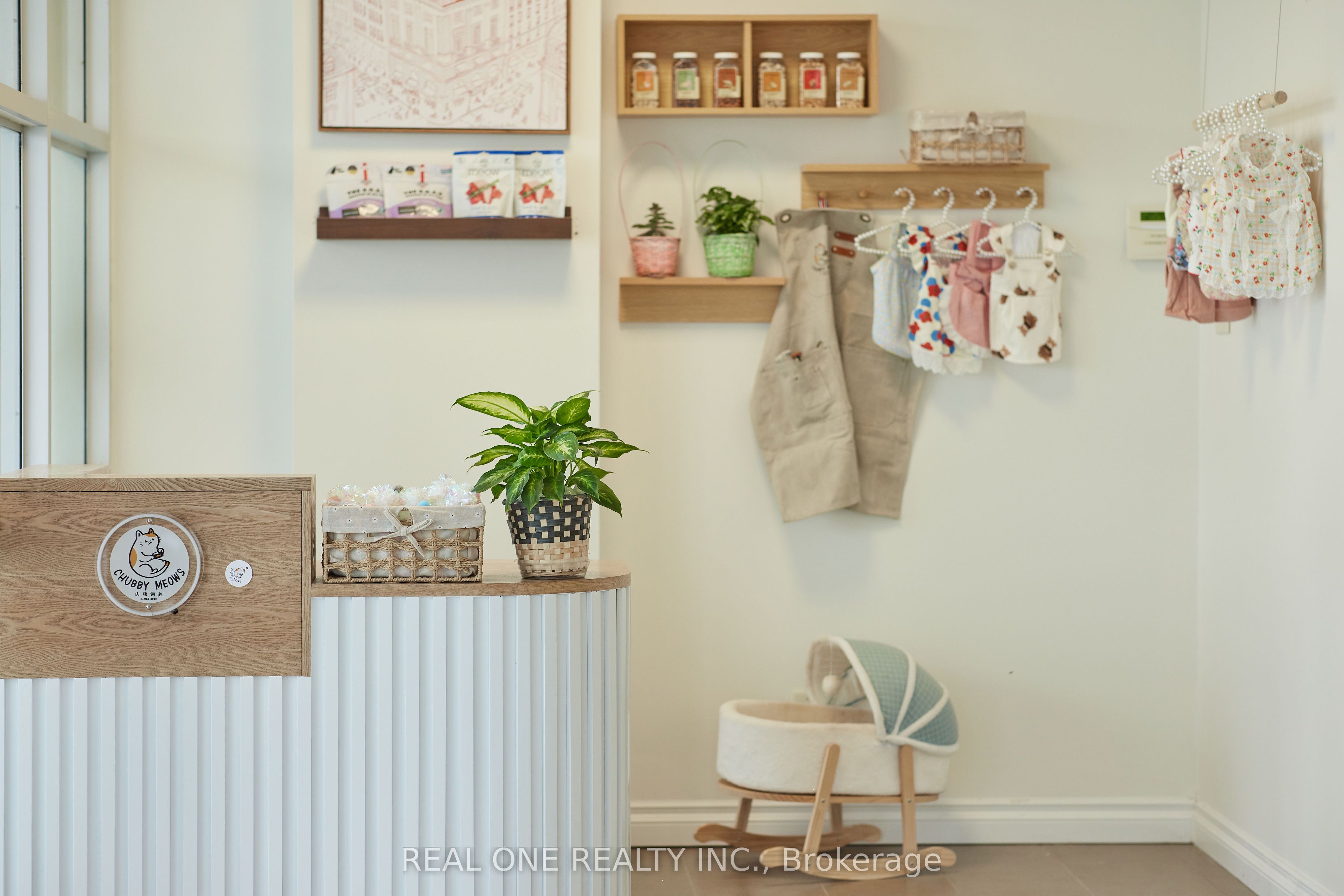 12280 Yonge St Property Photo 1