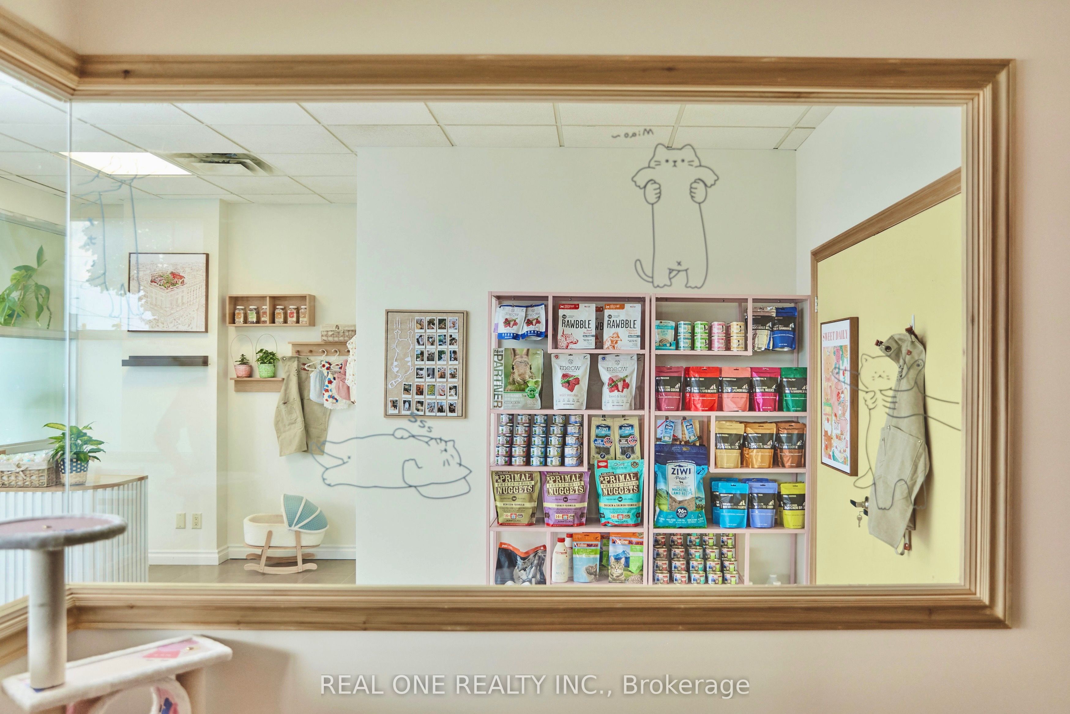 12280 Yonge St Property Photo 2