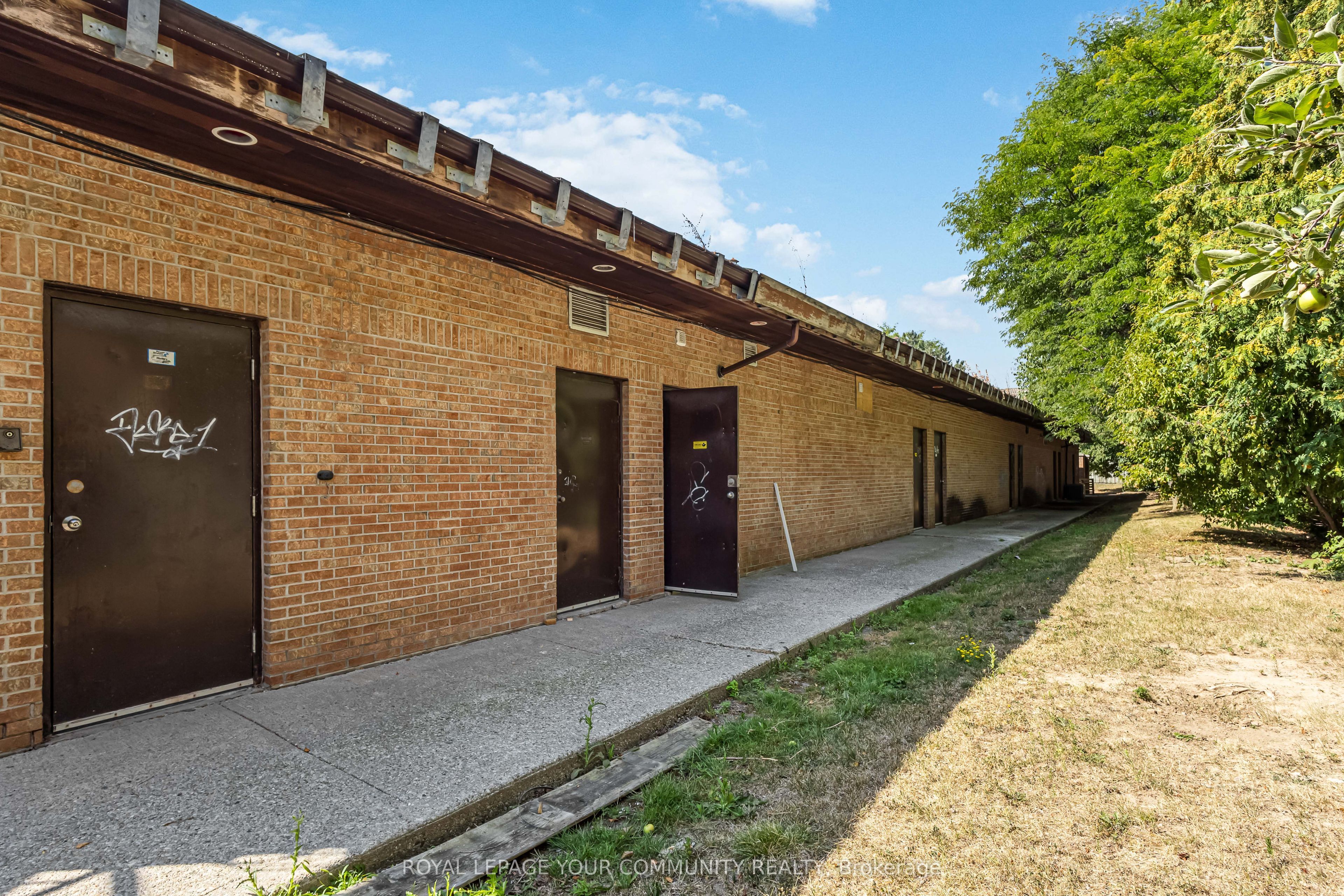 2 Corby Road 8 Property Photo 26