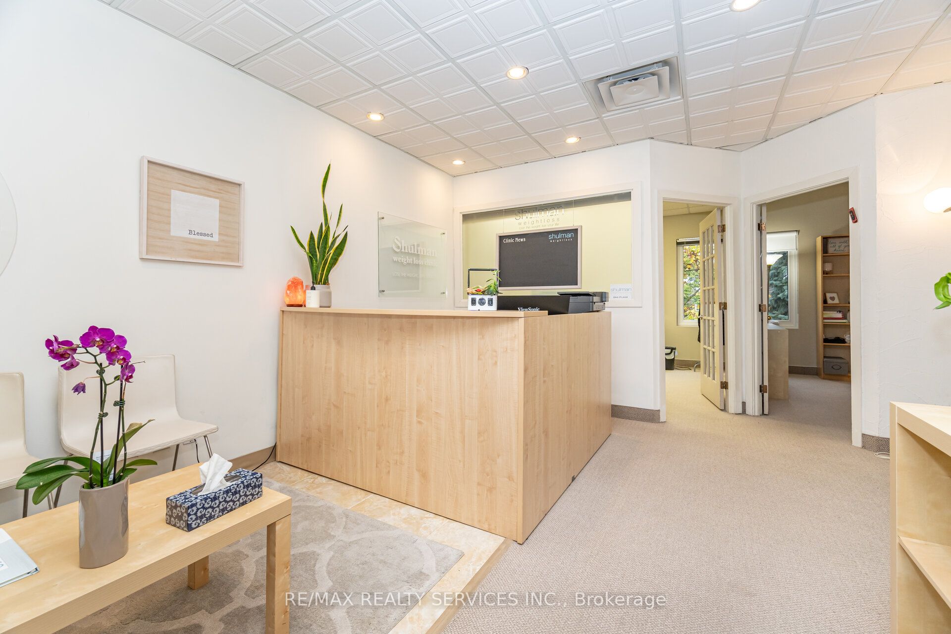 7620 Yonge St Property Photo 12