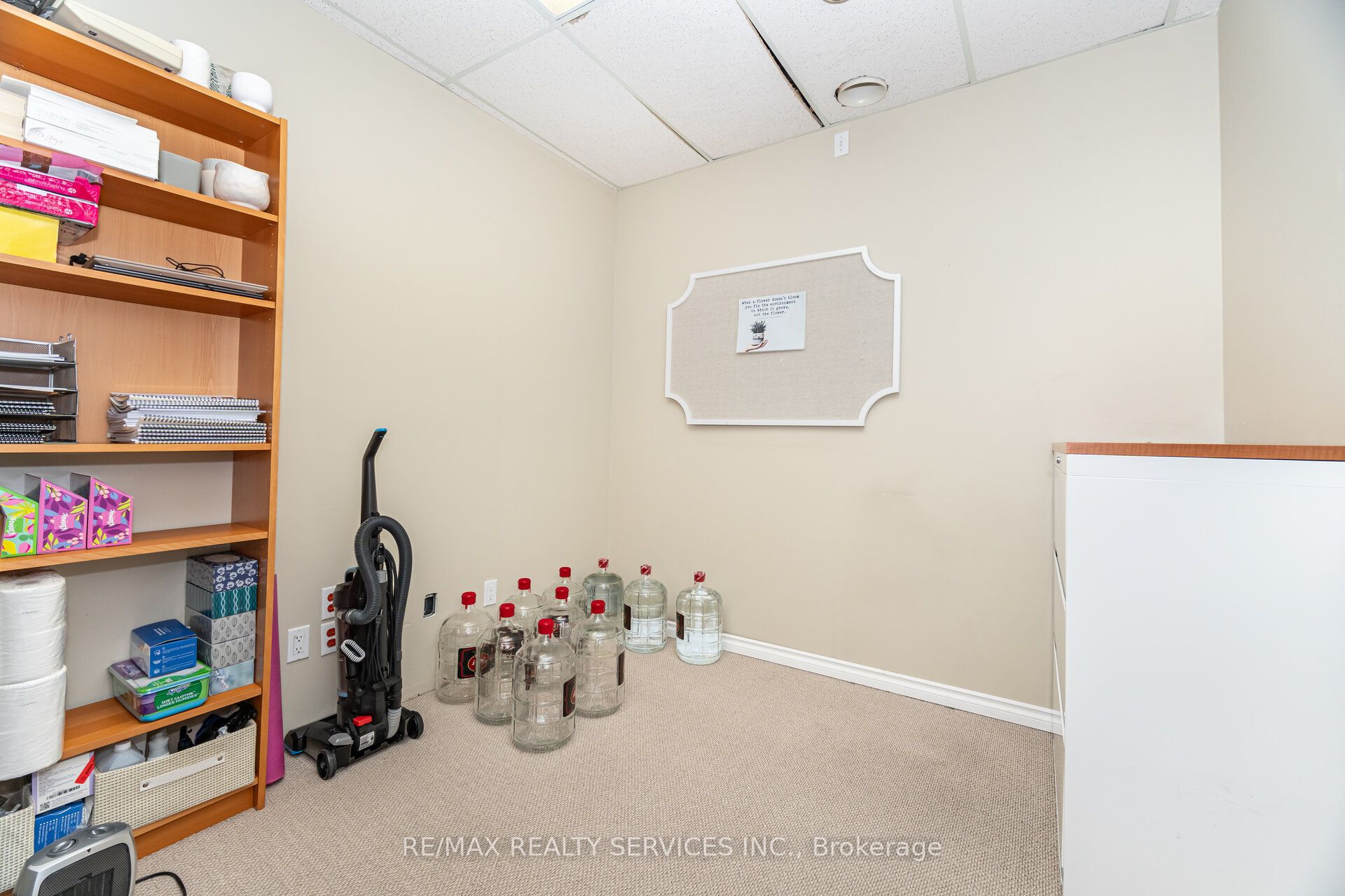 7620 Yonge St Property Photo 18