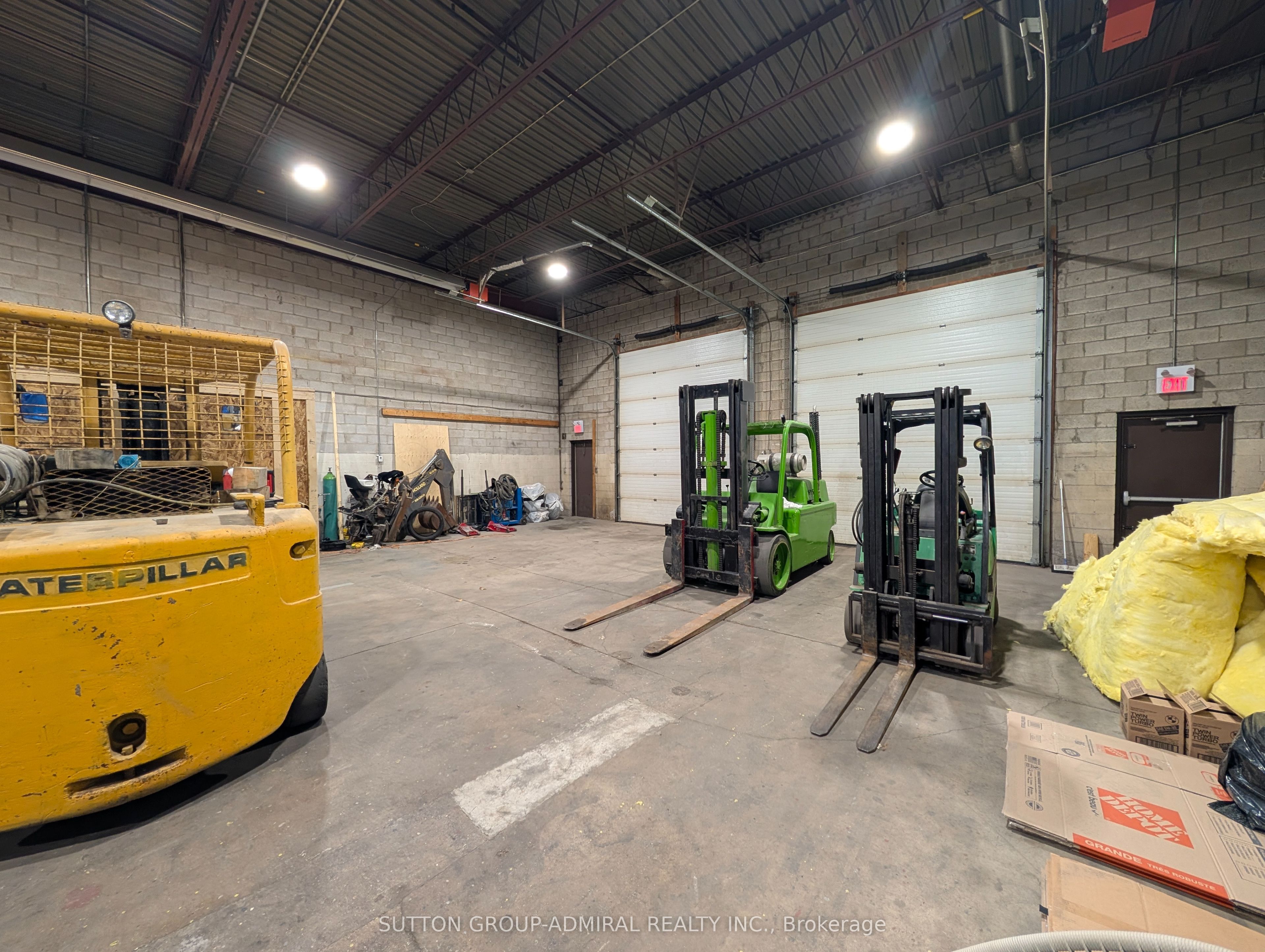 140 Bradwick Drive 16-17 Property Photo 8