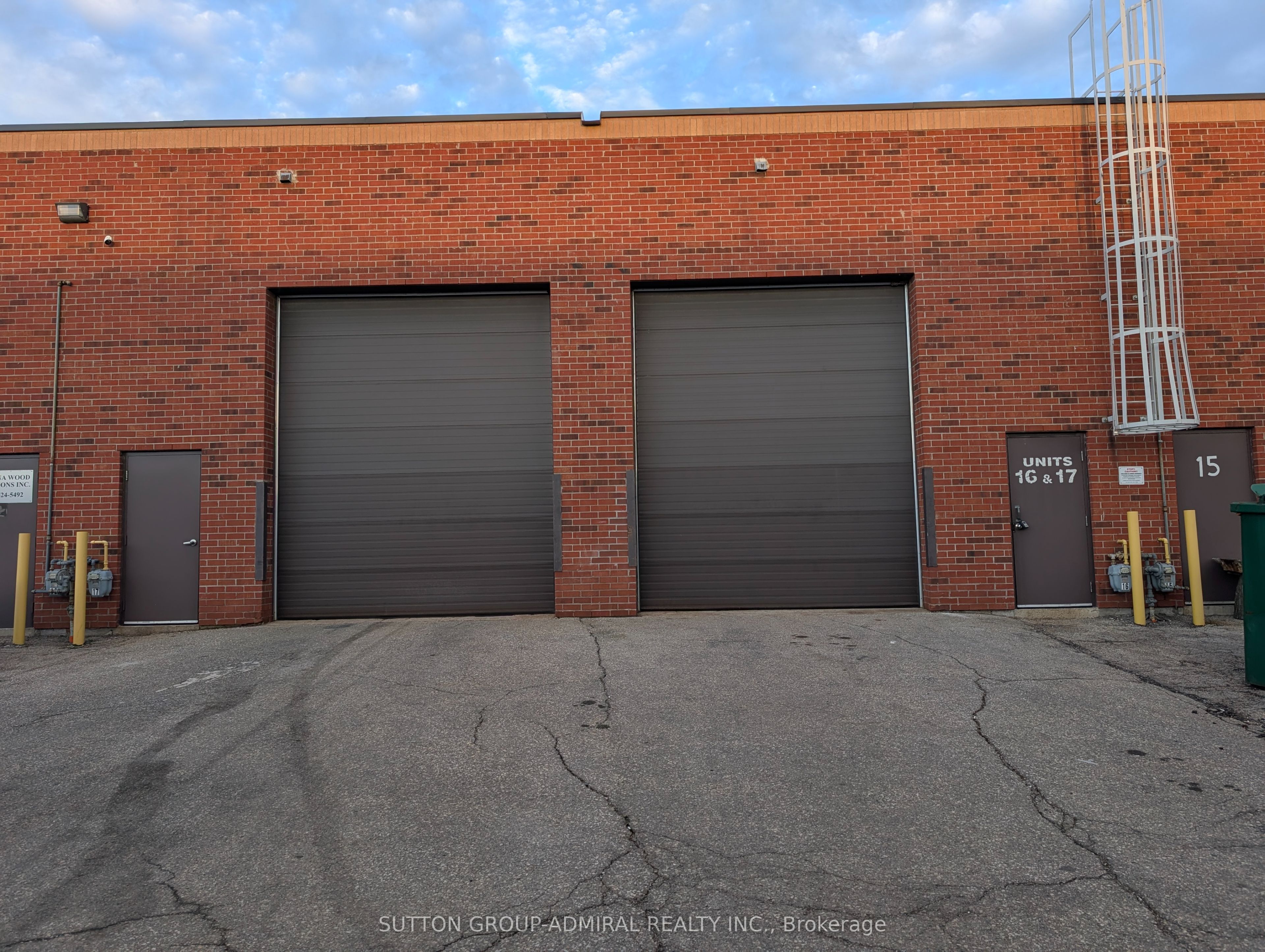 140 Bradwick Drive 16-17 Property Photo 11