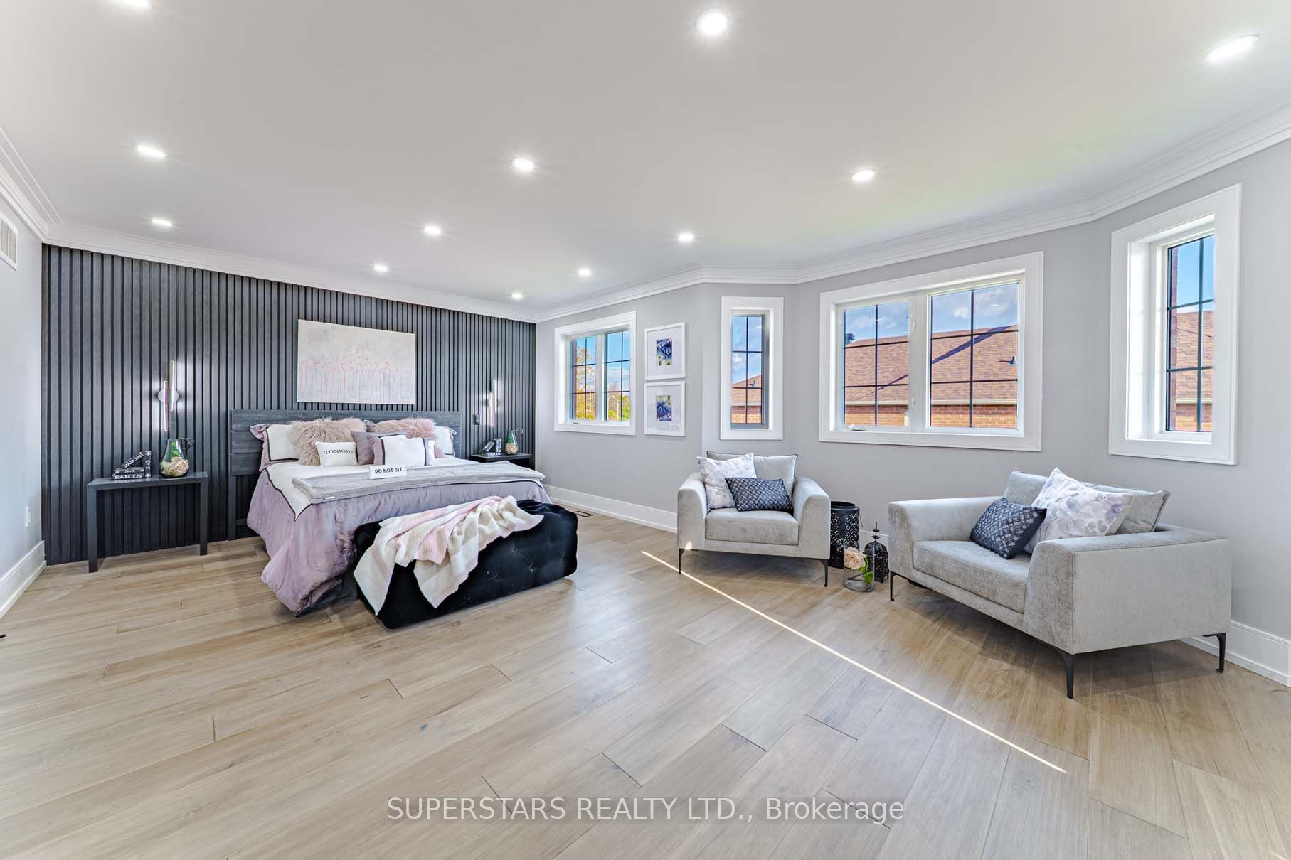 113 Riverwalk Dr Property Photo 17