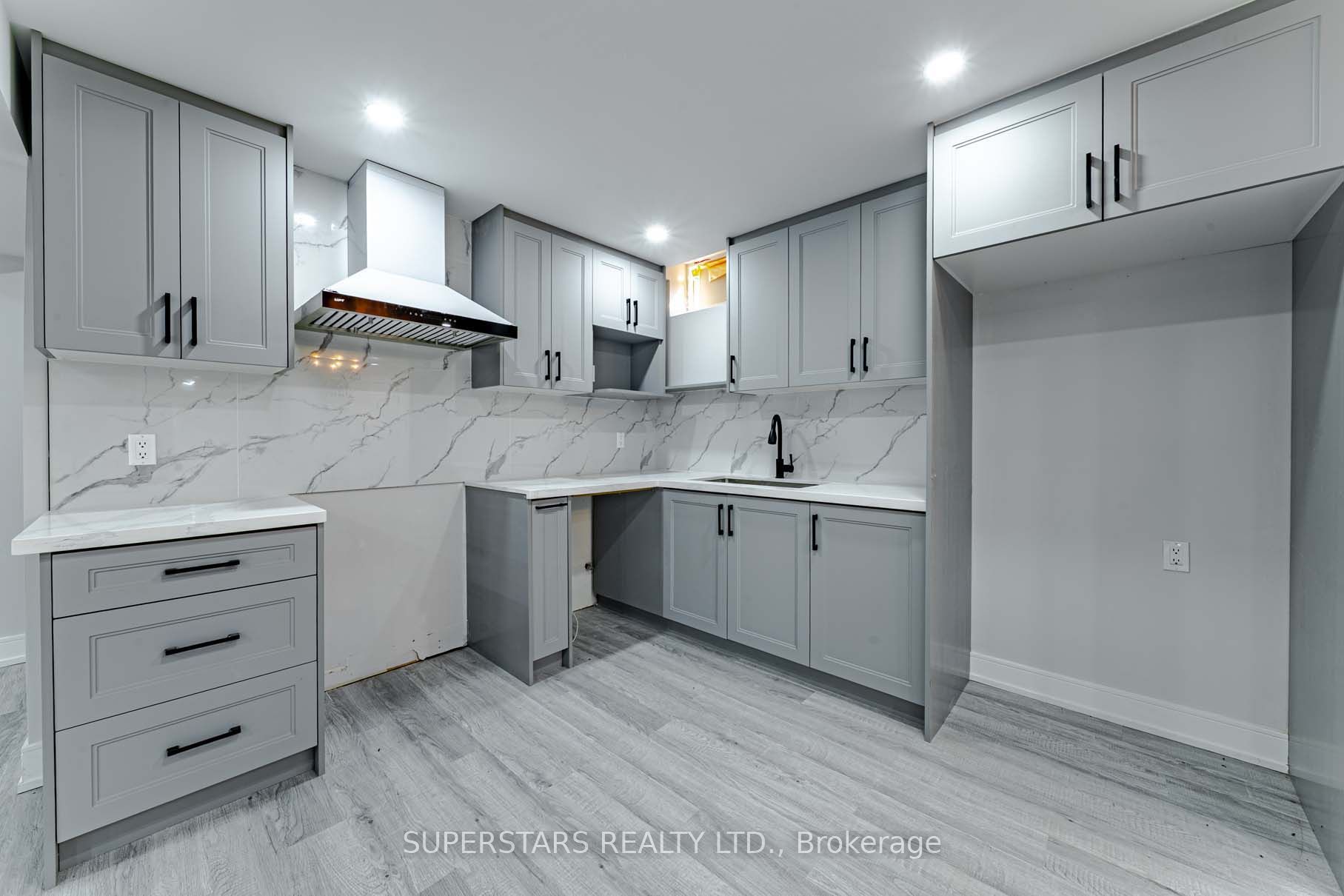 113 Riverwalk Dr Property Photo 36