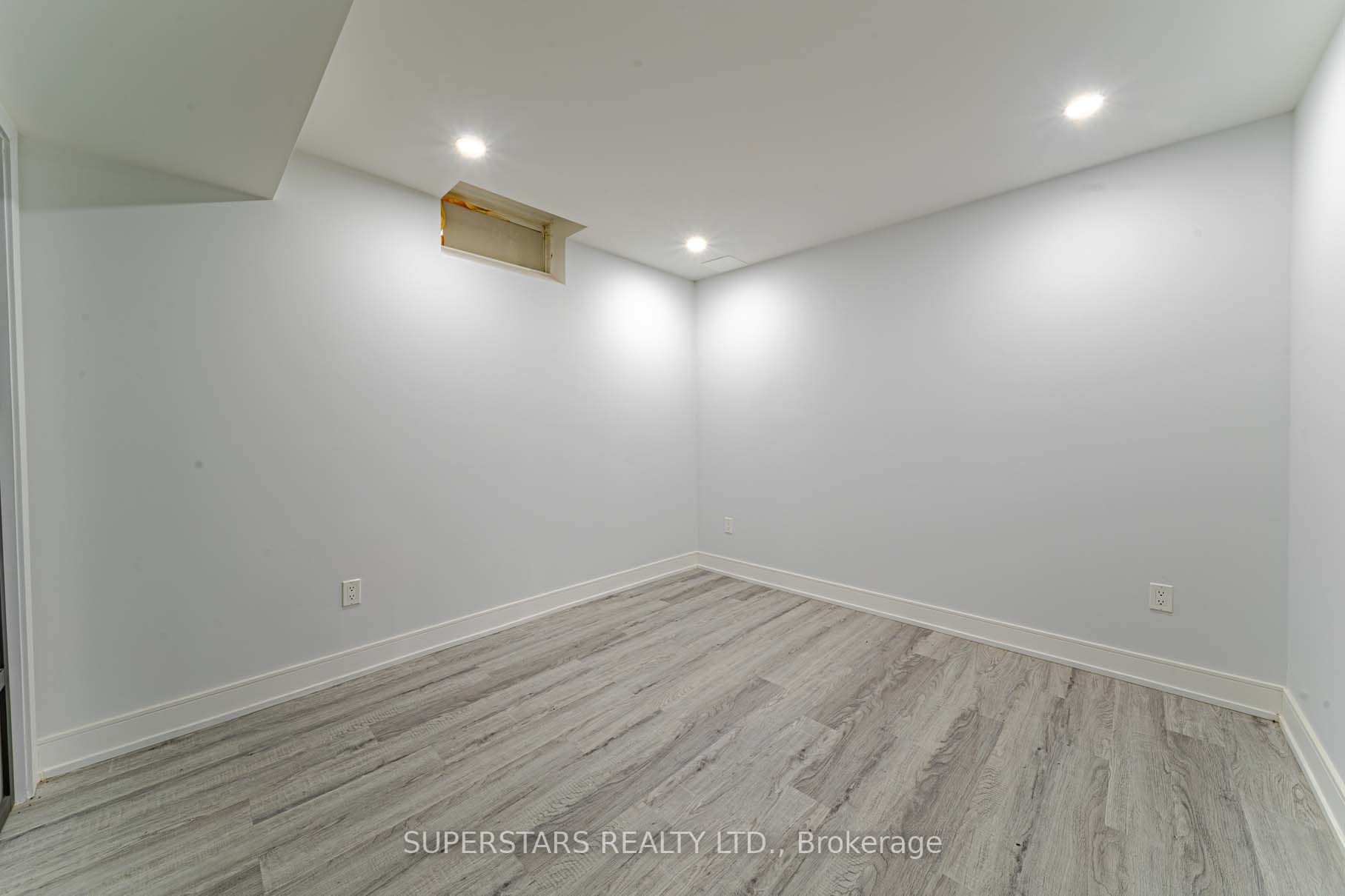 113 Riverwalk Dr Property Photo 38