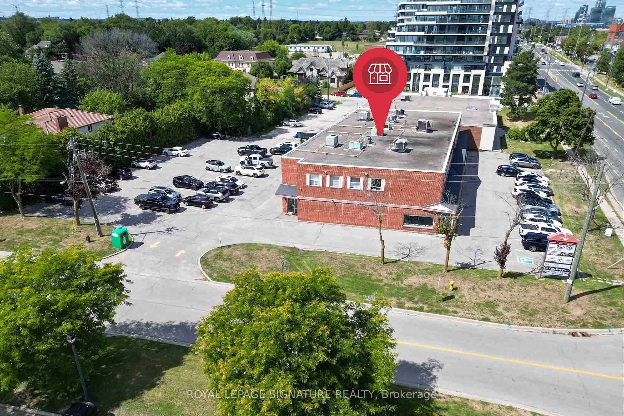 8108 Yonge St Property Photo 6