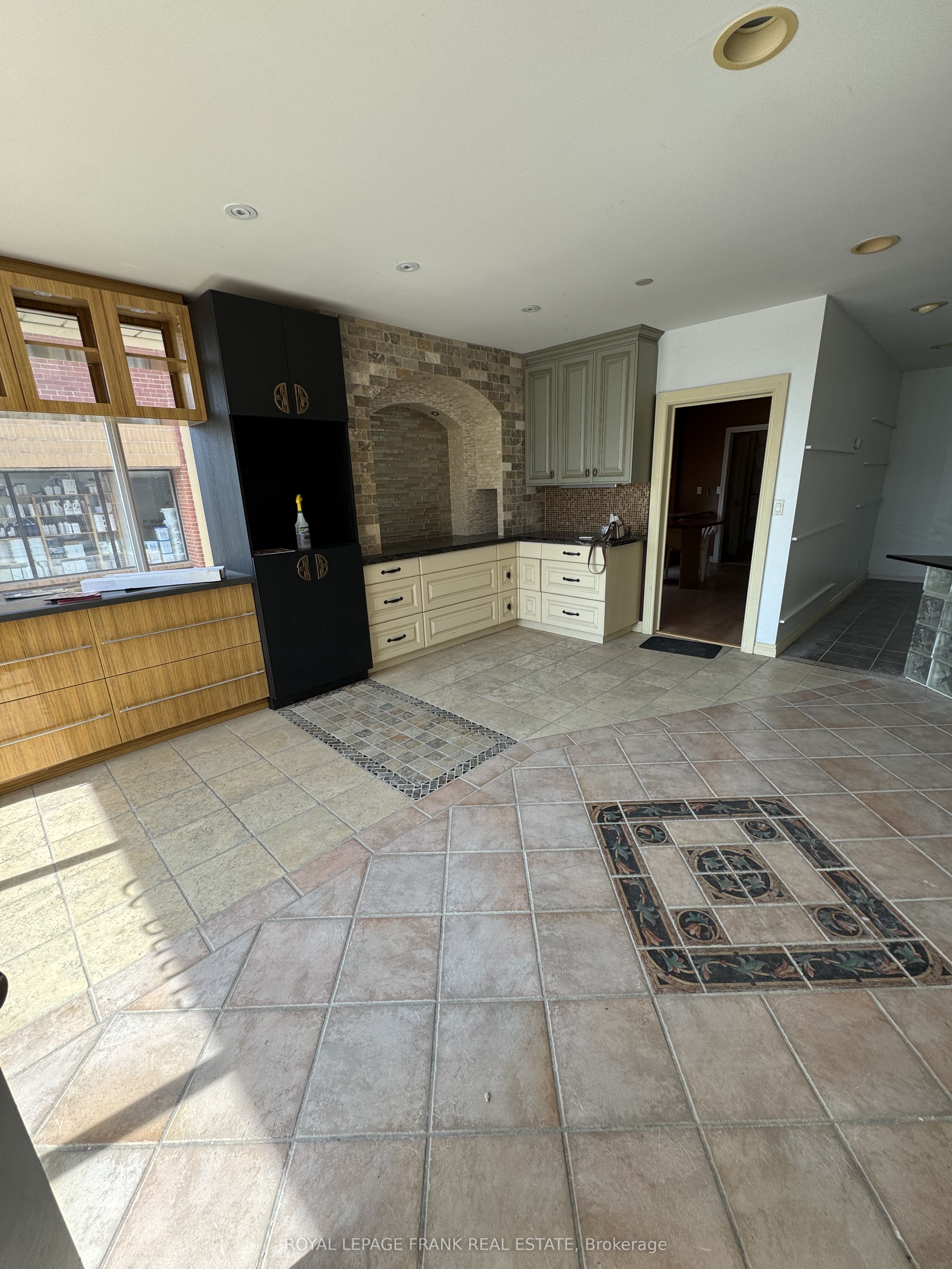 172 Bullock Drive 18 Property Photo 1