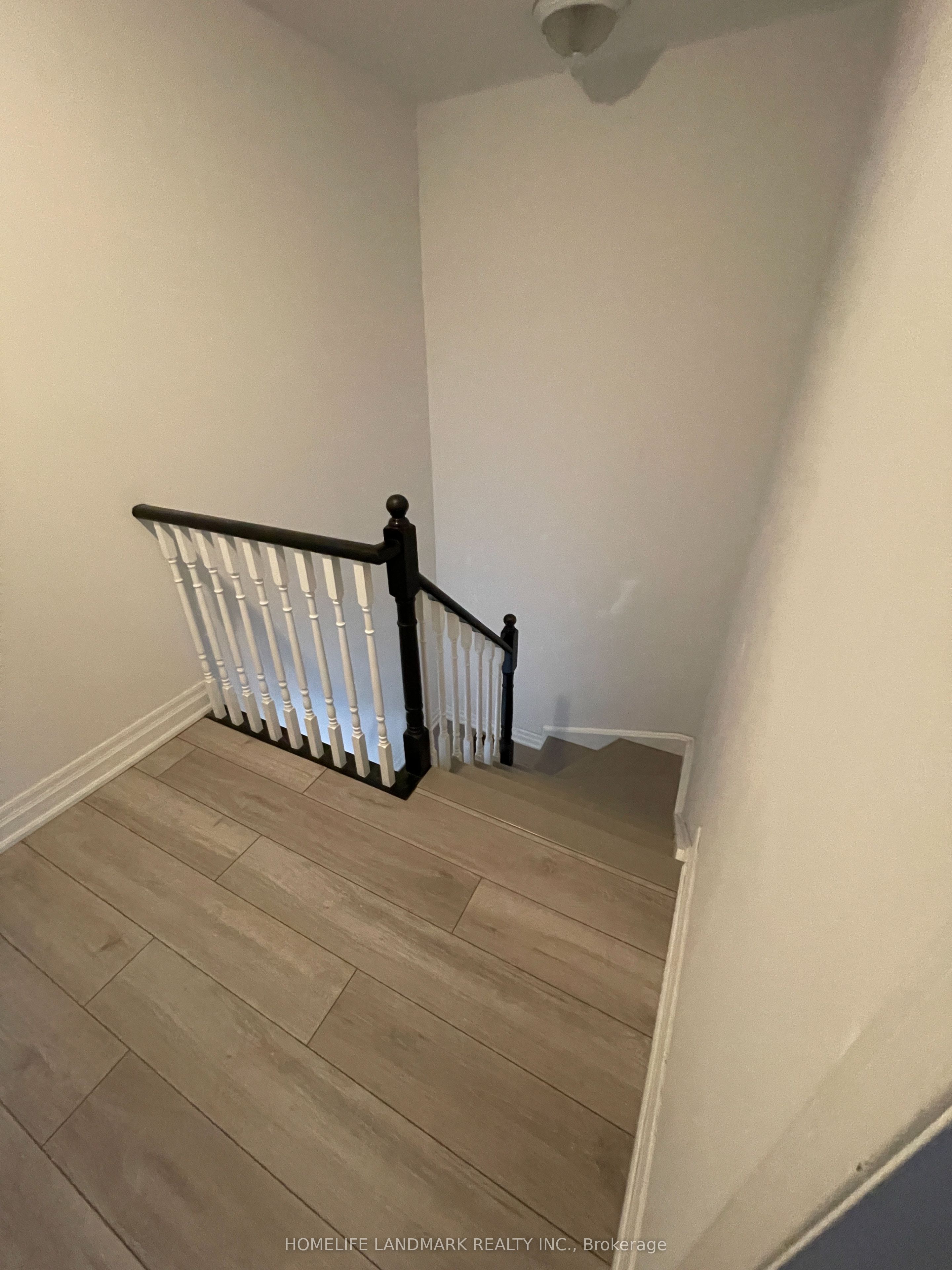 74 Bassett Ave Property Photo 15