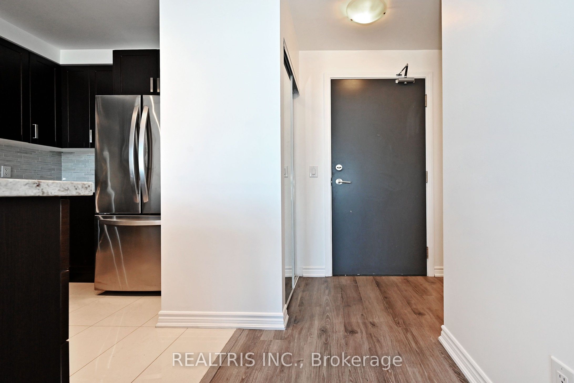 11611 Yonge St Property Photo 10