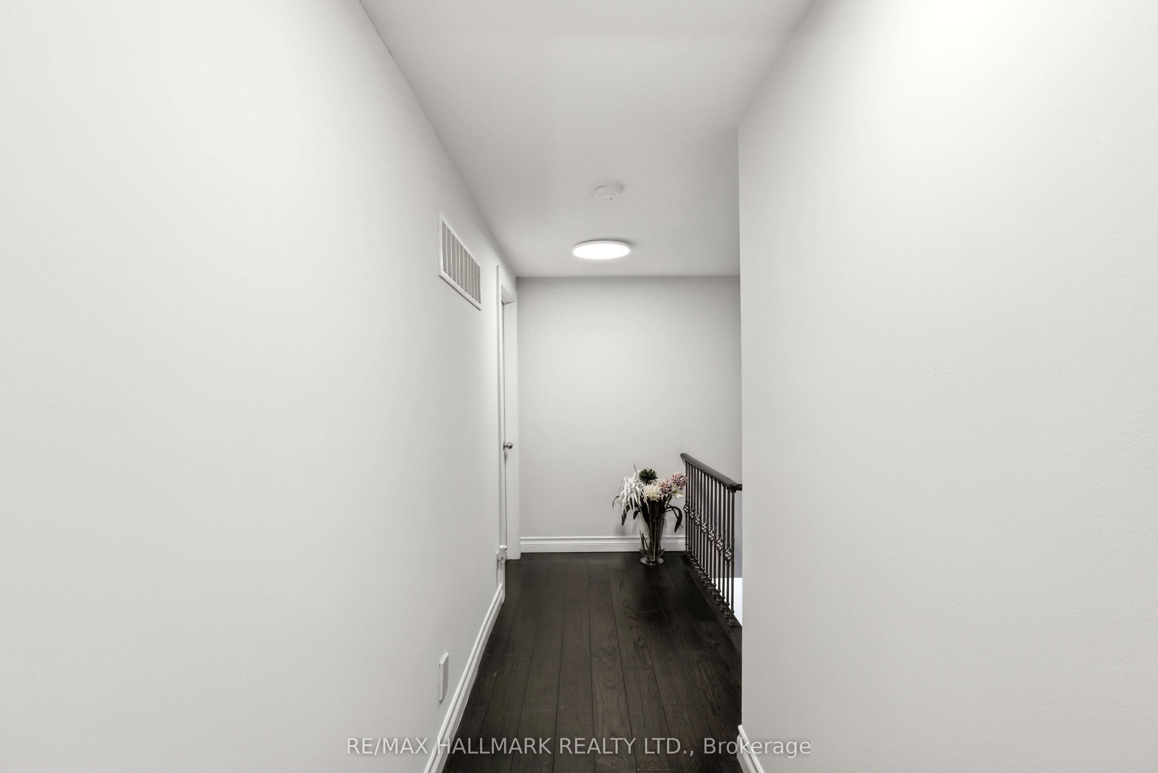 100 Eleanor Circle Property Photo 21