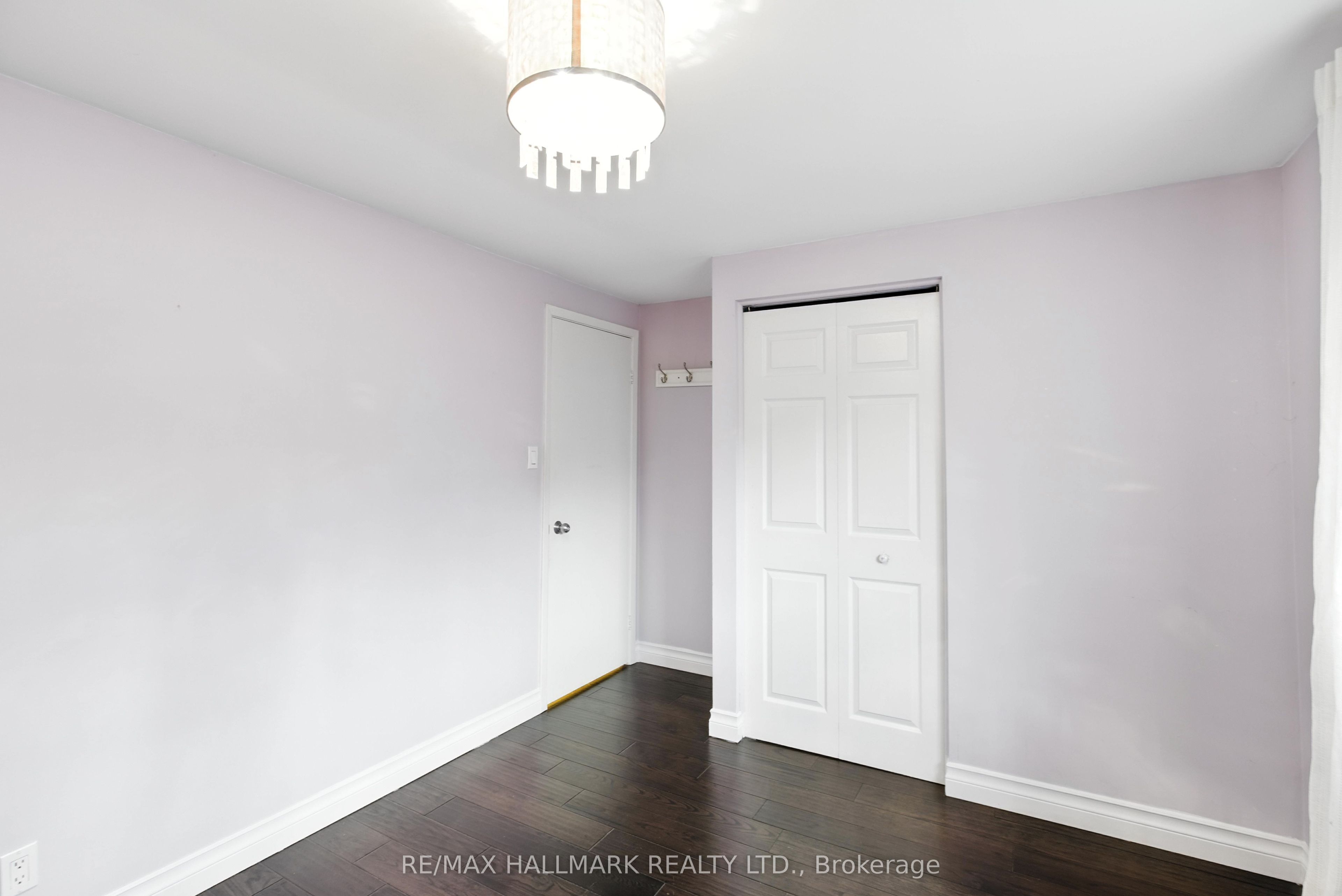 100 Eleanor Circle Property Photo 27