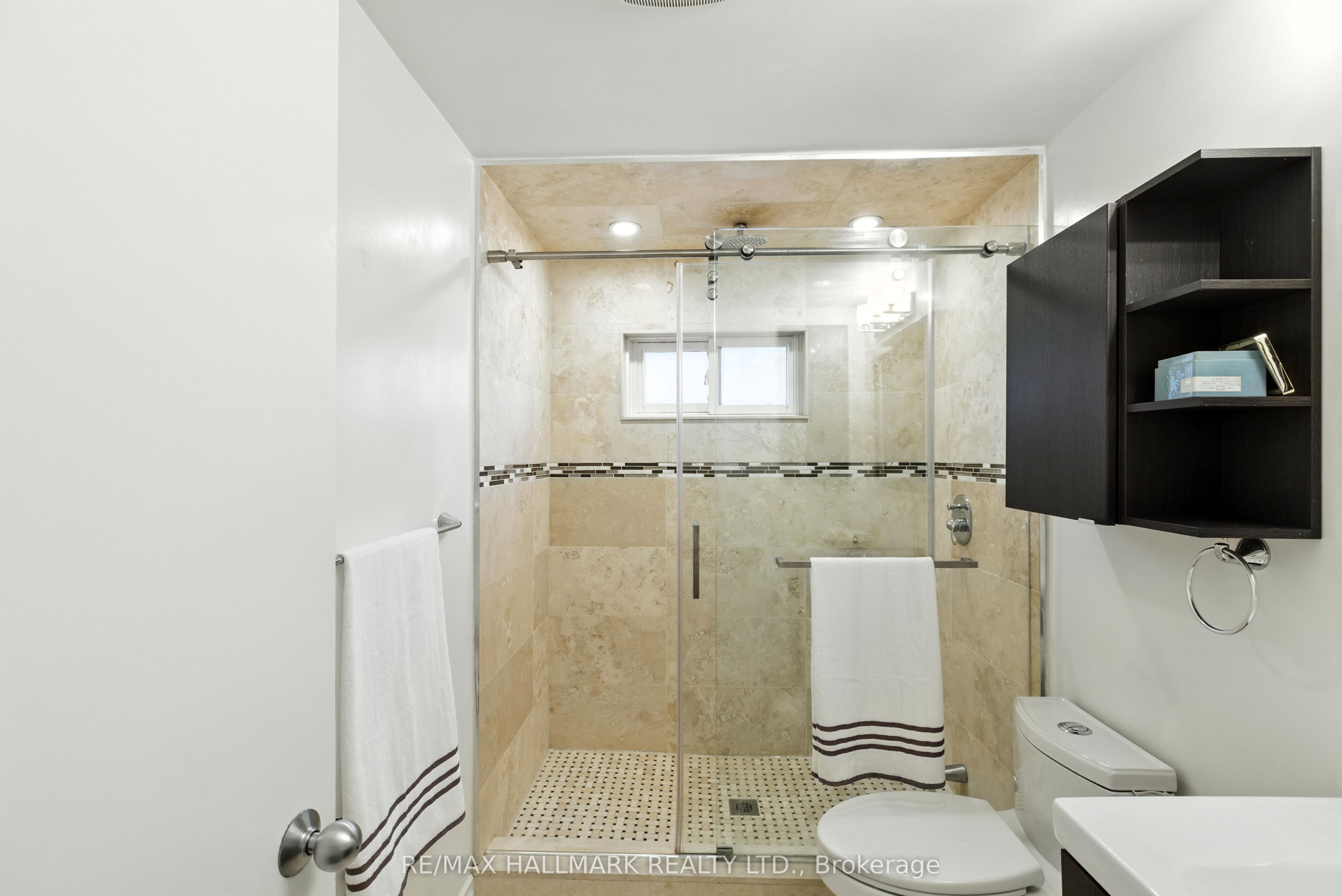 100 Eleanor Circle Property Photo 28