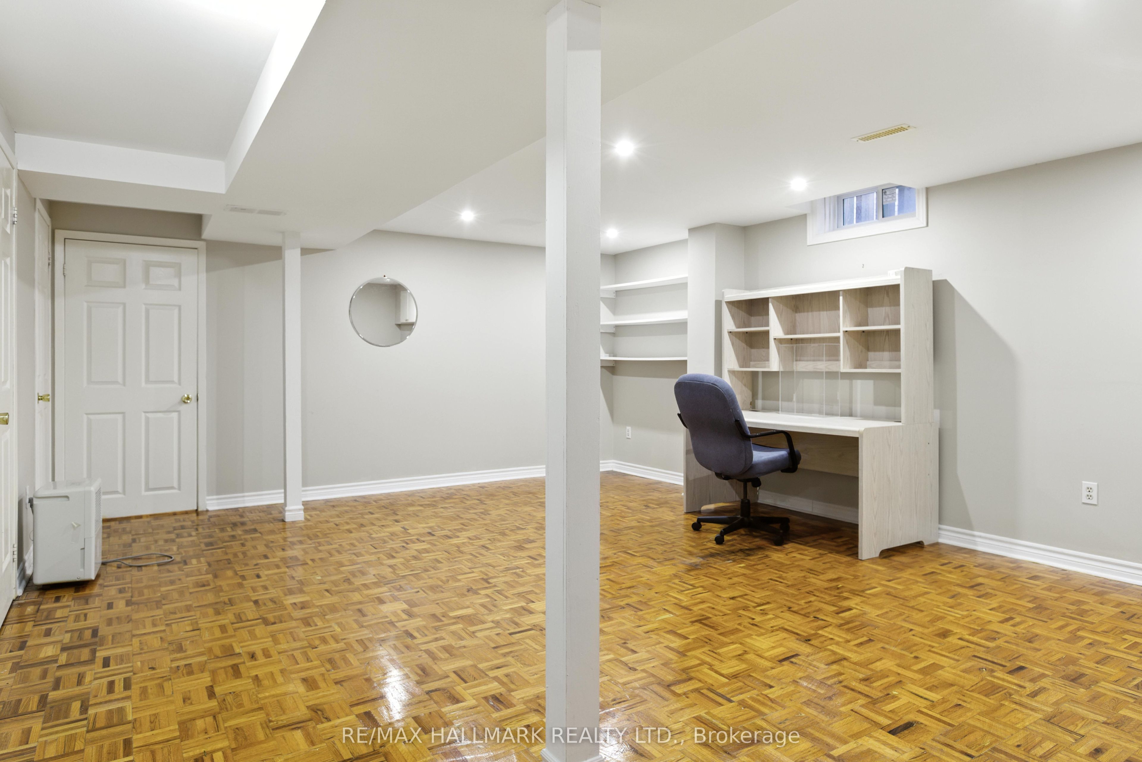 100 Eleanor Circle Property Photo 36