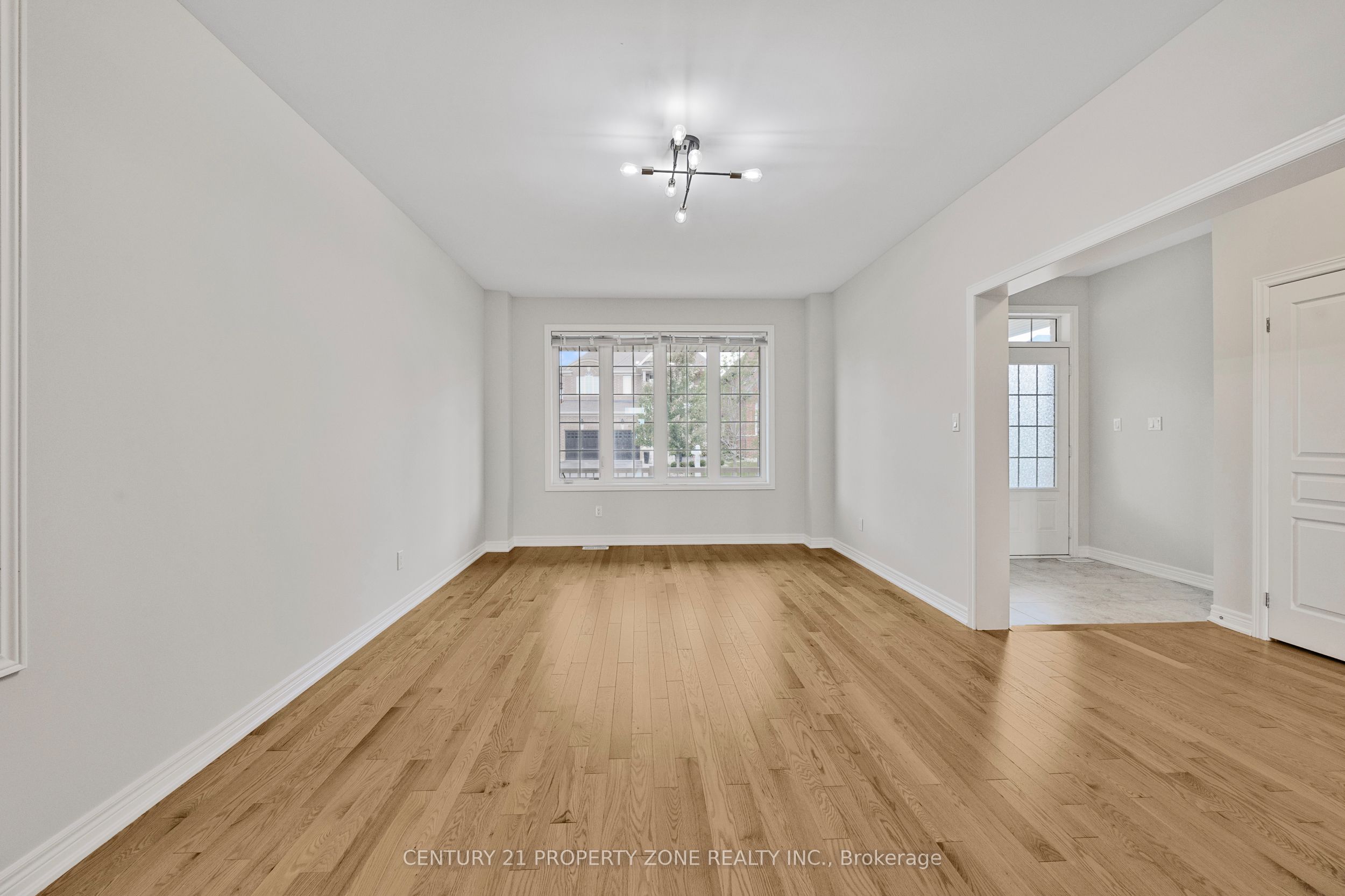 919 Green Street Property Photo 10