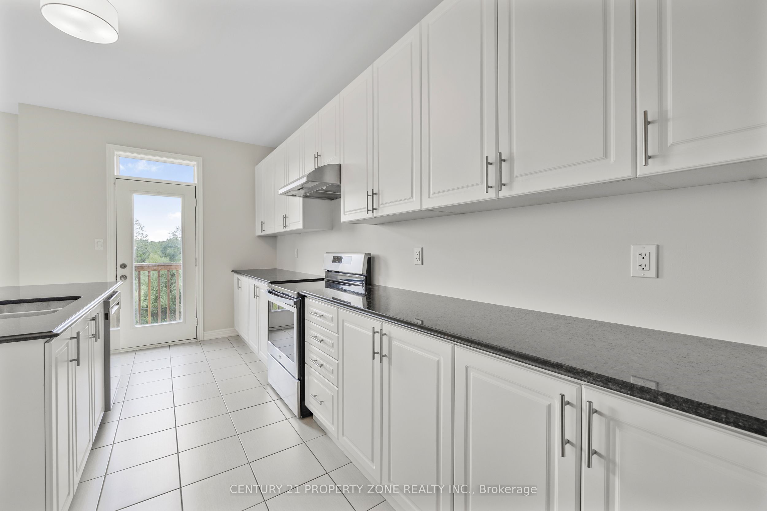 919 Green Street Property Photo 16