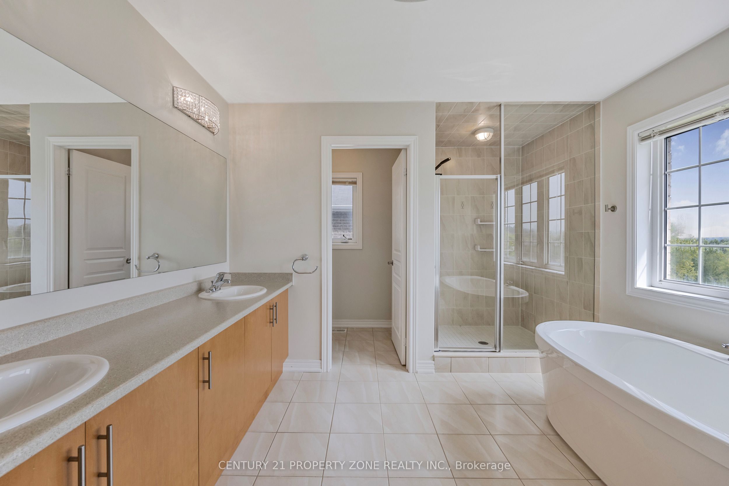 919 Green Street Property Photo 25